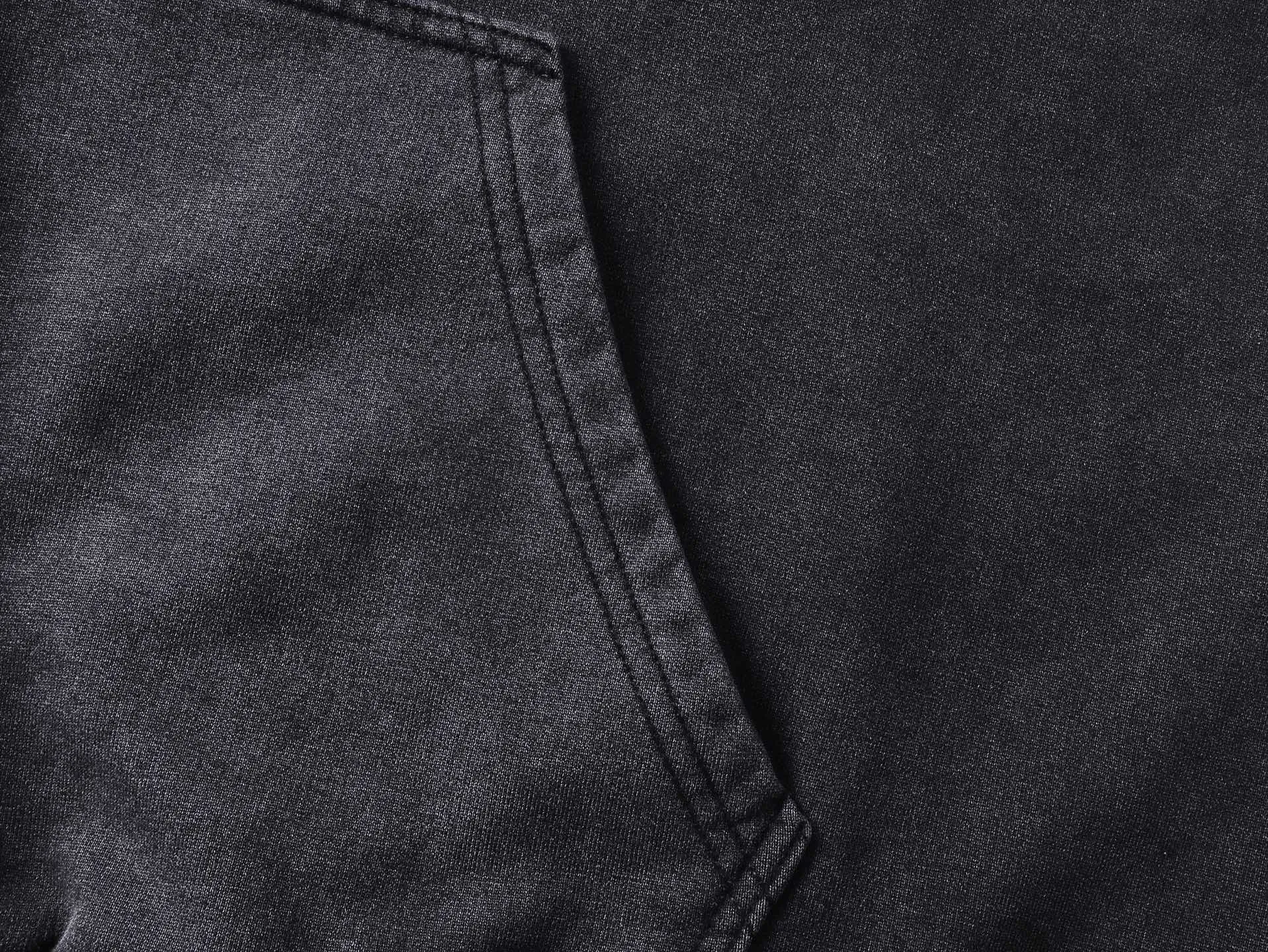 🅿️340 real shots [Top version. Official website quality] BALENCI*GA/25 new model. The latest SS25 style hooded sweatshirt with Paris LOGO embroidery on the front and back. Research and development at the first time, different market currencies. Comparisons welcome. The fabric is made of Paris ZP custom-woven and dyed cotton sweatshirt. Weighing 460 grams, the cloth surface is clean. The cloth pattern is clear, soft and comfortable. The threads are dyed with no color difference. The embroidery is done with embroidery machines imported from Tajima, and the garments are washed and aged. Jubie market currency. Welcome to compare. The version adopts OS loose shoulder design. Same style for men and women. Code: BL259969 Color: washed black Size: XS S M L