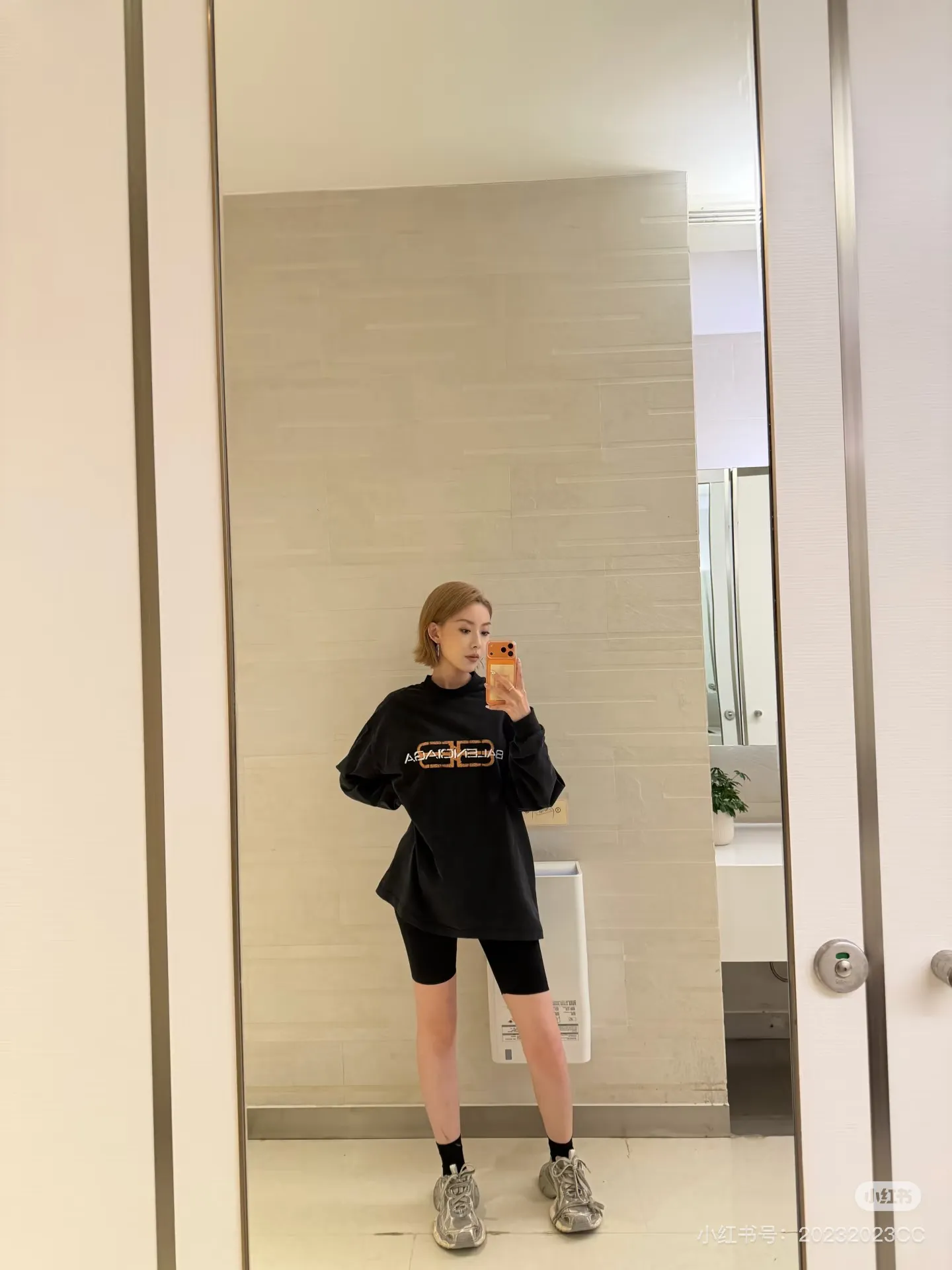 Model picture
