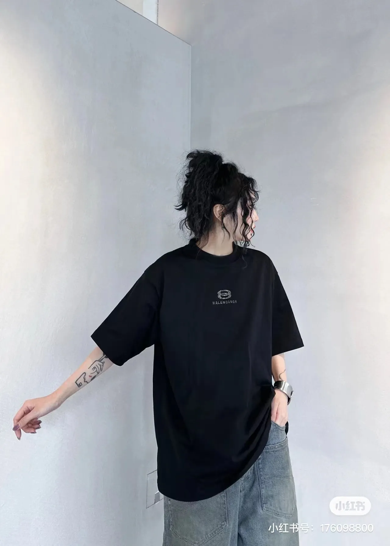 Model picture