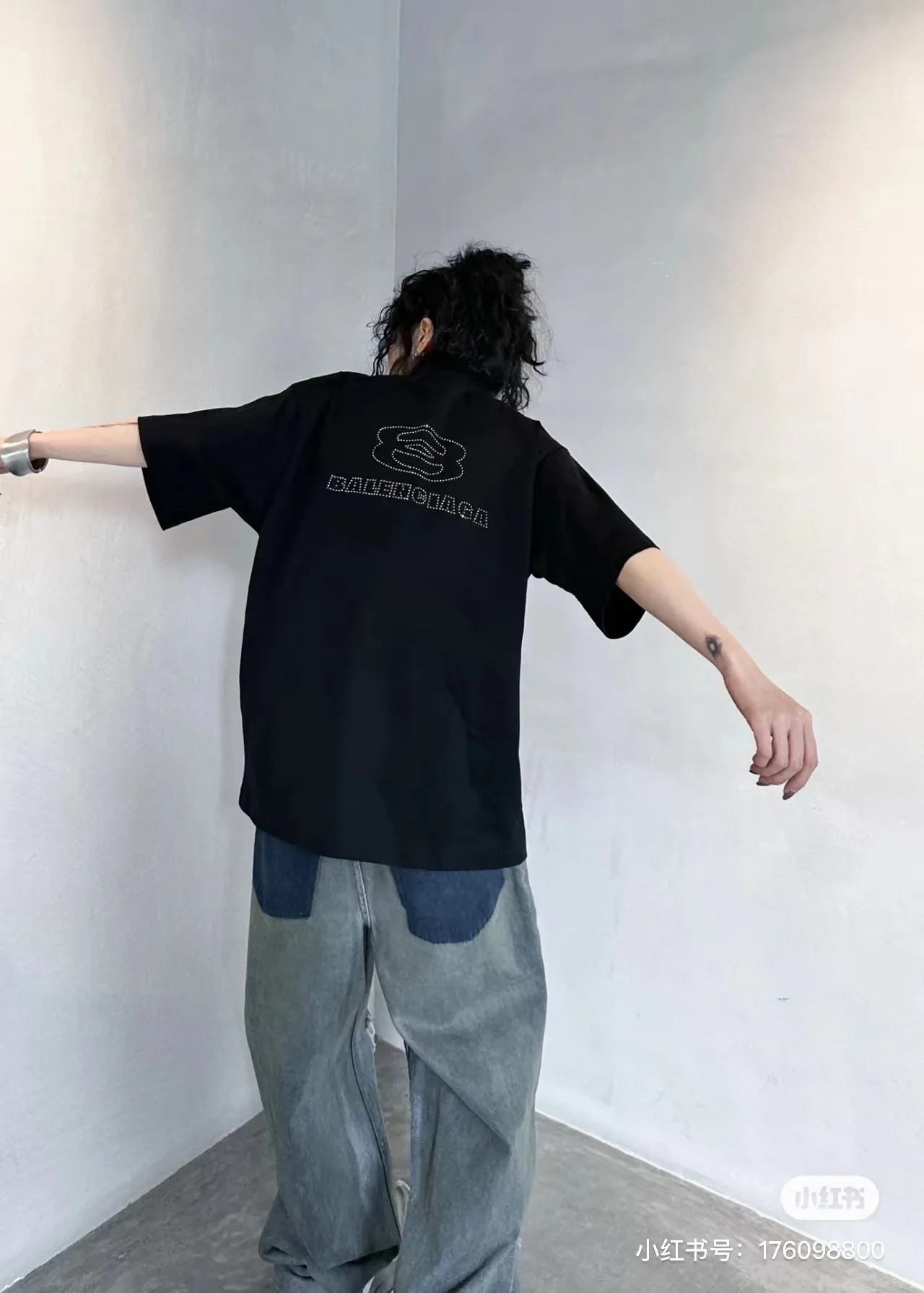 Model picture