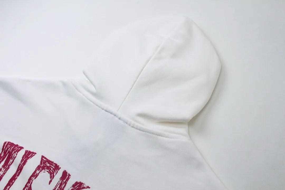 🅿️300 Actual pictures [Top version. Official website quality] BALENCI*GA/Paris. 24SS new sweatshirt, hooded sweatshirt with big letters LOGO graffiti on the back. Brick cabinet synchronization. The fabric is made of Paris ZP custom-woven and dyed cotton sweatshirt. The weight is 450 grams. The cloth surface is clean. The cloth pattern is clear, soft and comfortable. The threads are dyed with no color difference. The classic pattern printing uses imported machine direct printing. The effect is three-dimensional and restores the brick cabinet. Different market currencies, welcome to compare. The version adopts OS loose shoulder design. Same style for men and women. Code: BL238076 Color: gray blue, white Size: XS S M L