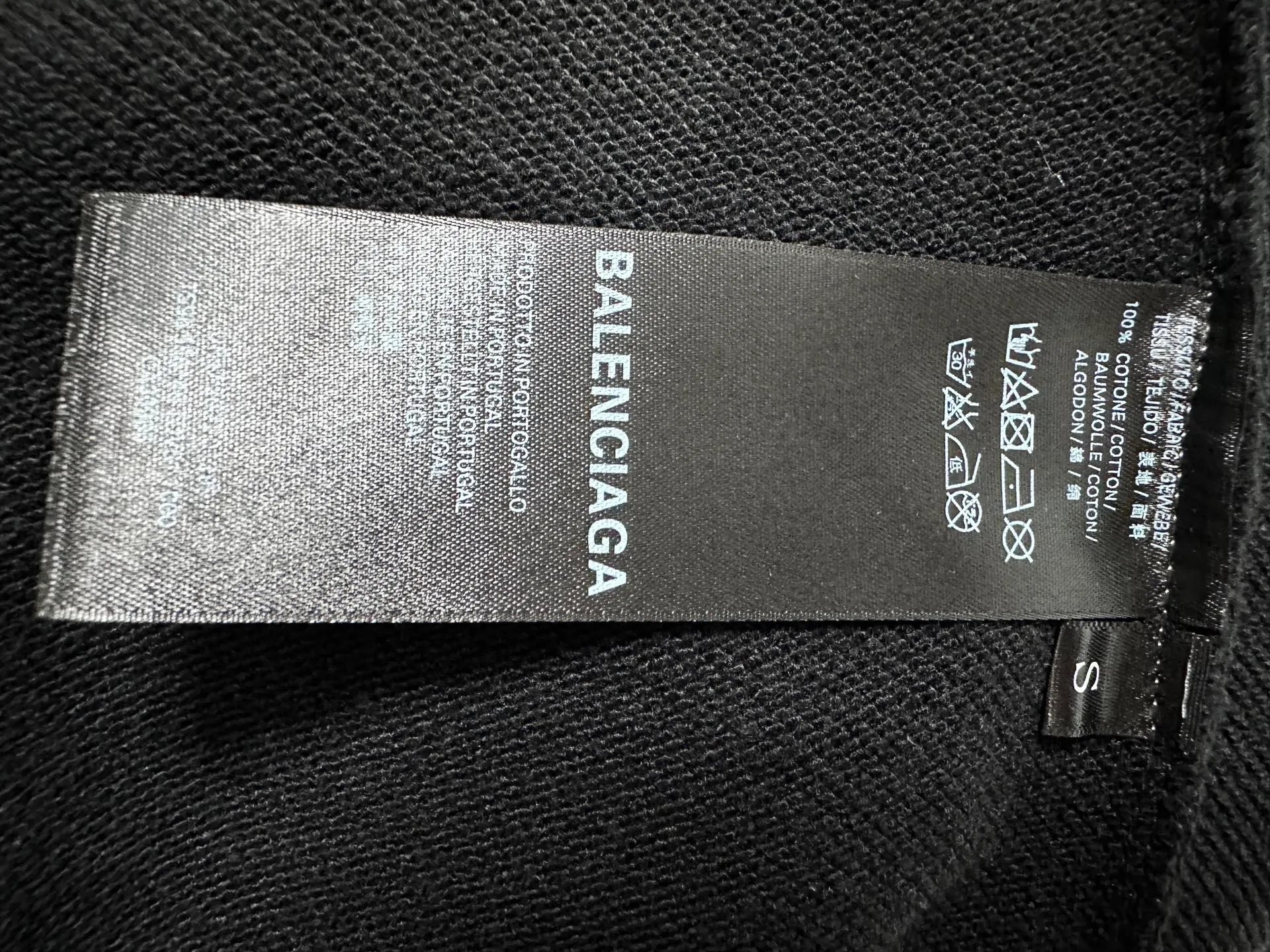 🅿️310 [BALENCIaGA] Paris washed round neck sweatshirt. The fabric is made of 400g Paris-specific double yarns* high weight double yarn ribs, washed and distressed. It has a better hand feel and texture. It is not easy to deform, not easy to shrink, not easy to fade, and maintains long-term beauty. The same style for men and women! ! Size: S-XL