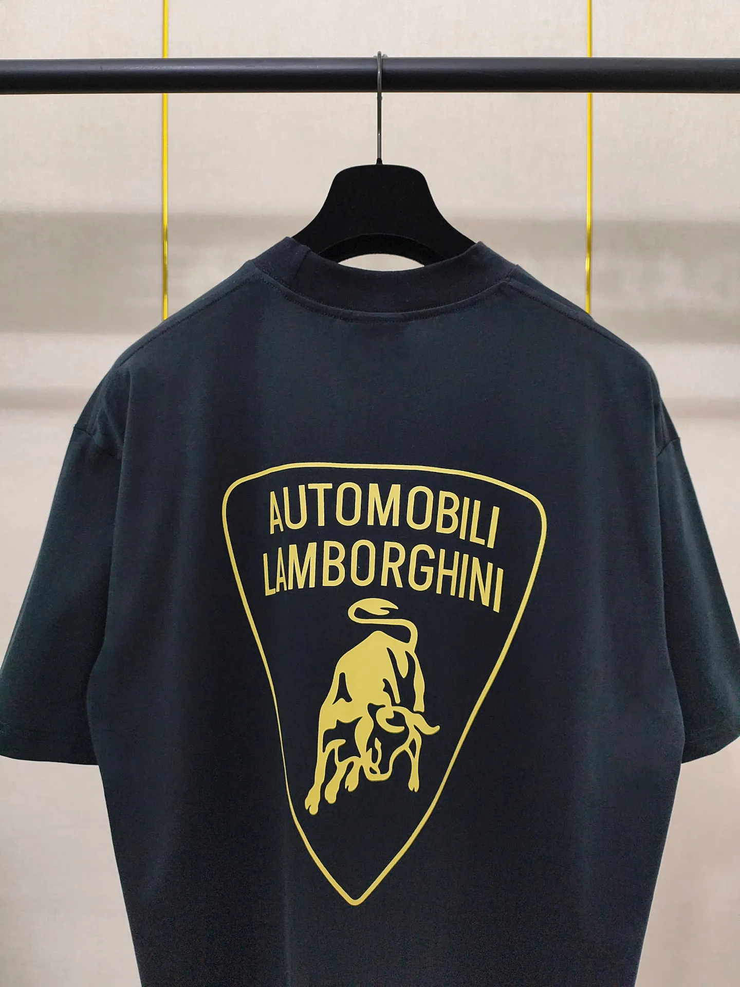 🅿️160 9192# Detailed picture Top version [[BALENCIA*GA] official website quality Paris new co-branded Lamborghini Lamborghini printed short-sleeved T-shirt OS version Loose dropped shoulders Unisex Fabric: 260 grams 100% cotton double yarn Process: front and rear panel printing Garment wash Shape solid color Color: black Size: XS S M L