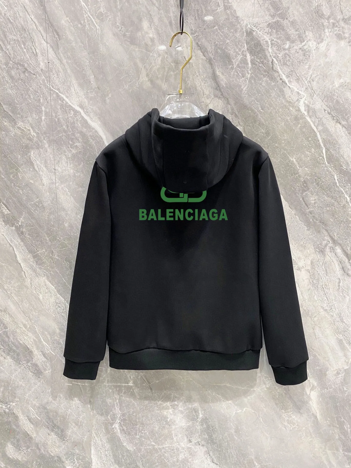 🅿️420 [BALENCIAGA] (Gospel for Fatty) hot-selling suit is coming. Focus on the original version of the official website. 2025 new hot-selling cardigan and sweatshirt suit. The original order is hard to buy🇭🇰. It is the meticulous work of top designers. It has a fitting and perfect upper body effect. All-natural high-quality Roman cotton 100%, close-fitting comfort, noble and elegant! Original hardware embodies elegance and nobility! Counter size: M-5XL (maximum wear up to 220 pounds)