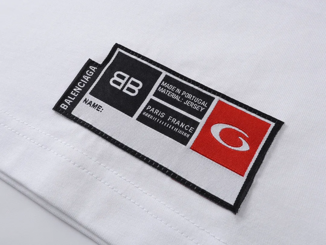 🅿️210 Actual pictures [Top version. Official website quality] BALENCI*GA/Paris.SS25 latest basketball uniform embroidered printed long-sleeved T-shirt. The front embroidery is embroidered and printed using a Tajima computer embroidery machine, the lower left corner is stamped, and the back piece is printed. Brick cabinets are synchronized. Genuine products are developed at the first time. The fabric is made of Paris ZP custom-woven and dyed cotton double yarn. Weighing 260 grams, the cloth surface is clean. The cloth pattern is clear, soft and comfortable. The threads are dyed with no color difference. The printing uses environmentally friendly imported materials, the letters are clear and the effect is three-dimensional. The version adopts OS loose shoulder design. Same style for men and women. Code: BL253626 Color: black, white, orchid, purple, yellow, green. Size: XS S M L
