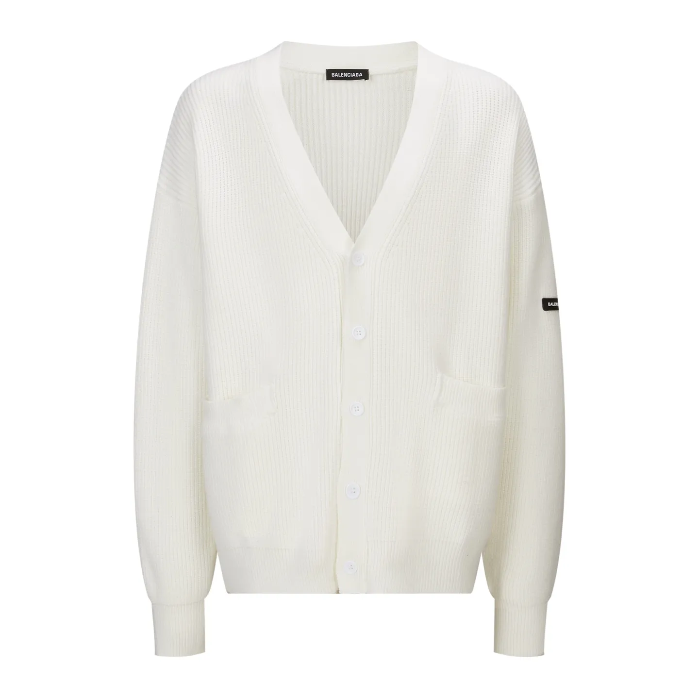 🅿️520 [Exclusive supply] BLCG silicone leather label knitted cardigan with arm sleeves (white). The original version was purchased and developed for 16,800. The fabric is made of custom-woven Xinjiang 45-count worsted wool yarn, which is not easy to pill, shrinks, and deforms. Cixing CX model has dual systems, 7 needles and 5 wool knitted piques, synchronized with luxury methods, and 1*1 rib knitting on the hem and cuffs. The large-body pique ingot weave is full of bumps and convexes, the armbands are molded with small glue labels, and the armbands are sewn with hand-cranked threads. Customized natural resin engraved buttons, the whole piece is made of special wool washing technology, OS silhouette is cut in a loose version, different from the old model with 23 fine needles, the latest version and the latest technology, the upper body has a stylish and good texture. Size:S-M-L