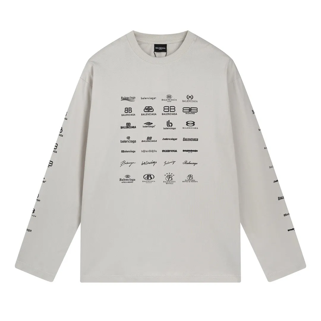 🅿️200 real photos [Top version. Official website quality] BALENCI*GA/Paris BALENCI*GA# 2024 spring and summer new style, printed with classic LOGO collection long-sleeved T-shirt. 2024 spring and summer new product. Brick cabinet synchronization. Welcome to compare. The fabric is made of Paris ZP custom-woven and dyed 100% cotton double yarn compact cotton. The weight is 260 grams, the cloth surface is clean, the cloth texture is clear, soft and comfortable. The color fastness is good. It is not easy to change color. The threads are woven and dyed with no color difference. The printing uses imported environmentally friendly rubber paddles, precision stencils, fine LOGO letters, clear letters, no burrs, and a three-dimensional effect. Restore brick cabinet. The version adopts OS loose shoulder style. Same style for men and women. Code: BL225005 Color: black, beige, pink, smoky gray, white Size: XS S M L