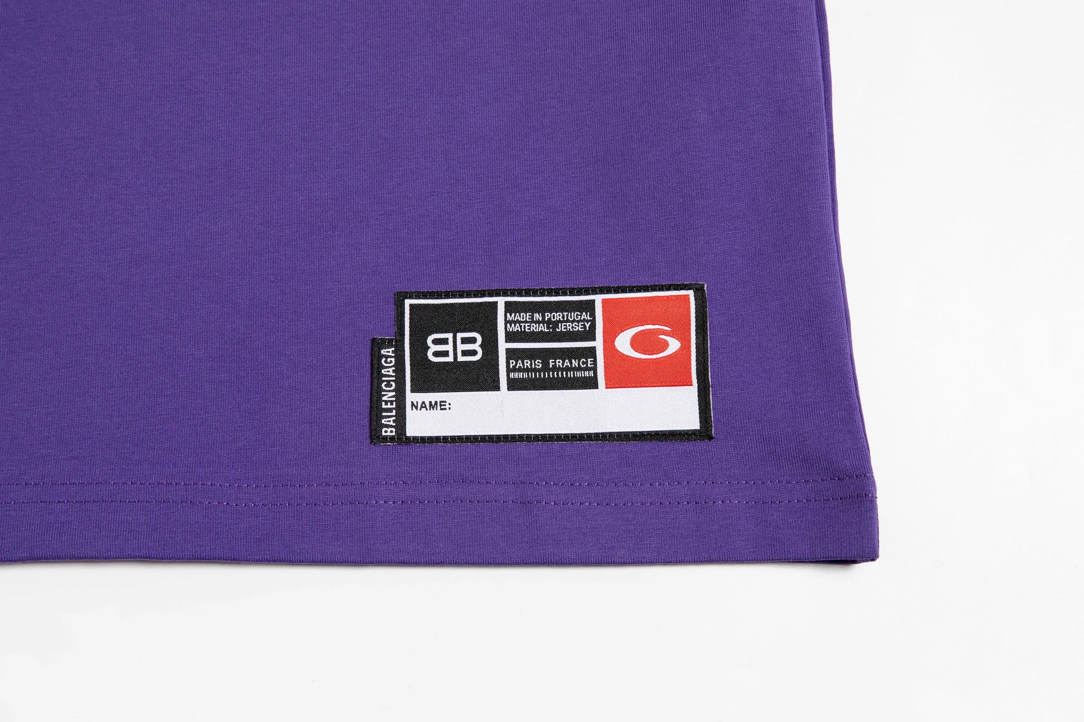 🅿️200 9180# Detailed picture Top version [[BALENCIA*GA] official website quality Paris new basketball jersey embroidered printed short-sleeved T-shirt OS version loose dropped shoulders Unisex fabric: 260 grams 100% cotton double yarn Process: embroidery printing on the front panel Car stamp in the lower left corner Back panel printing Garment washing Shape fixing Color: black white blue purple yellow Size: XS S M L