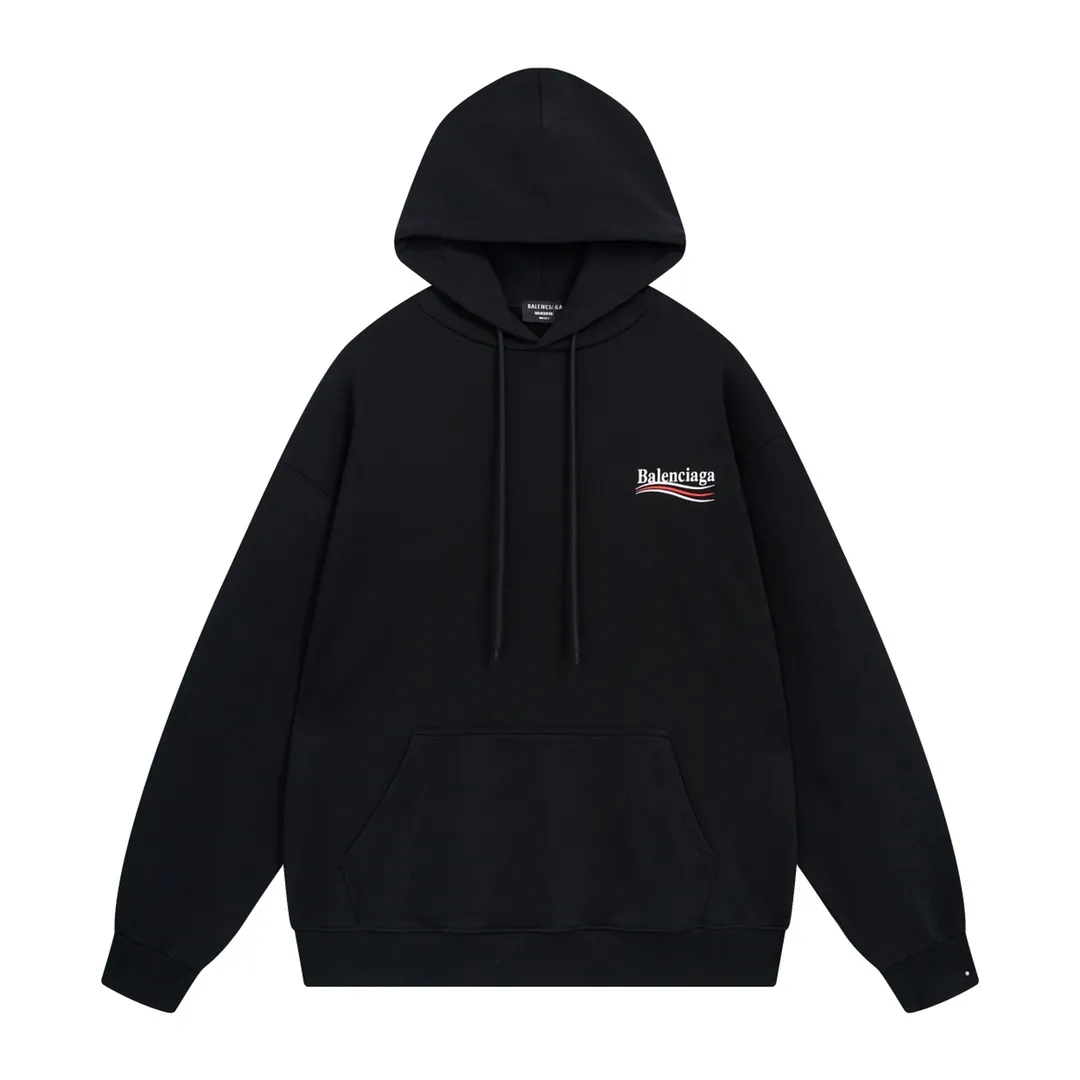 🅿️290 Detailed picture [Top version. Official website quality] BALENCI*GA/Paris #classic style, cola printed long-sleeved hooded sweatshirt. The fabric is made of Paris ZP custom-woven and dyed cotton sweatshirt. The weight is 450 grams. The cloth surface is clean. The cloth pattern is clear, soft and comfortable. The threads are dyed with no color difference. The classic pattern printing uses environmentally friendly imported glue and precision stencil. The letters are clear. No burrs. The three-dimensional effect is strong. All colors are synchronized with the brick cabinets, custom woven and dyed, and will not fade. Different market currencies. The version adopts OS loose shoulder design. Same style for men and women. Code: BL238031 Color: white, black, red, blue Size: XS S M L