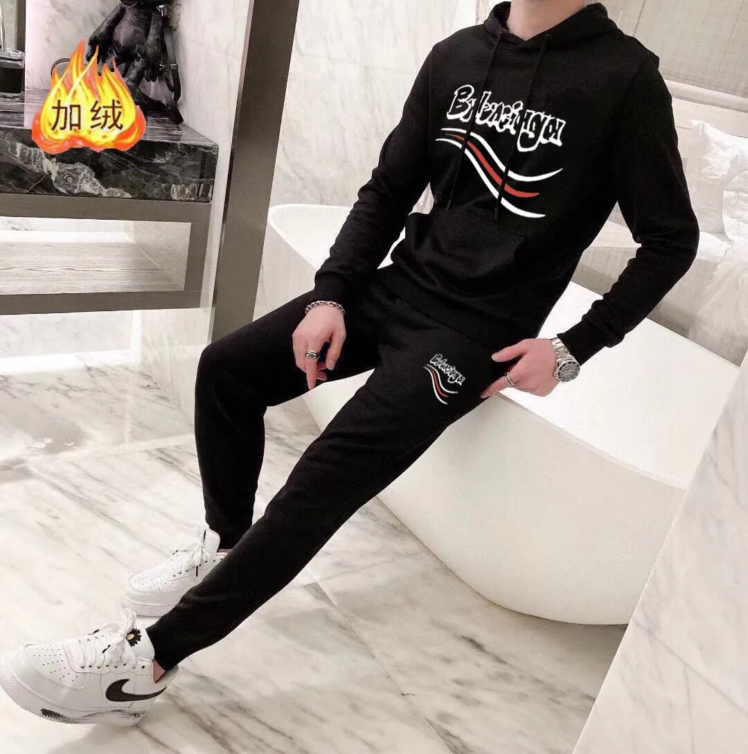 🅿️420 brand [BALENCIAGA] (velvet and thickened) 2025 spring new product, celebrities’ favorite fashion-flavored casual suit, clean and neat tailoring, full of urban style. Made of high-quality custom-made fabrics, the lining has excellent thermal insulation effect, feels soft and dry, and the upper body effect is crisp and stylish. The three-dimensional cutting process and the pattern are all of high standards, and the silhouette version has the right benefits! It is not tight at all, and you feel good when you put it on. So many top-quality raw materials create high-end products with unparalleled value. It is the first choice for high-end fashion people. (Size: M-4XL can wear up to 200 pounds)