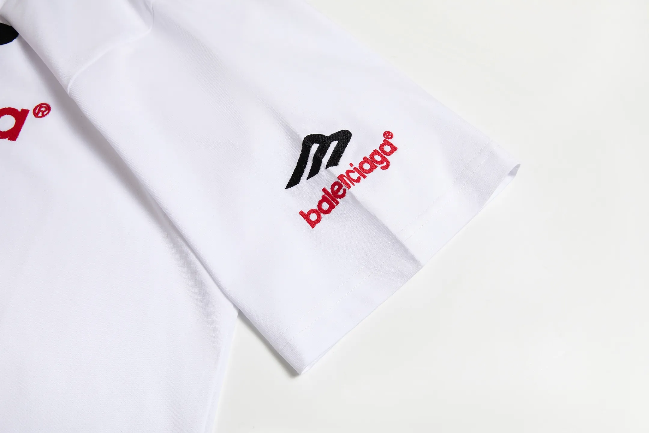 🅿️200 9152# Detailed picture Top version [[BALENCIA*GA] official website quality Paris new classic 3M letters large LOGO icon embroidered short-sleeved T-shirt OS version loose dropped shoulders Unisex style Fabric: 260 grams 100% cotton double yarn Technology: embroidery on the front and rear panels on the left and right sleeves Garment washing Shape solid color Color: dark gray blue white Size: XS S M L