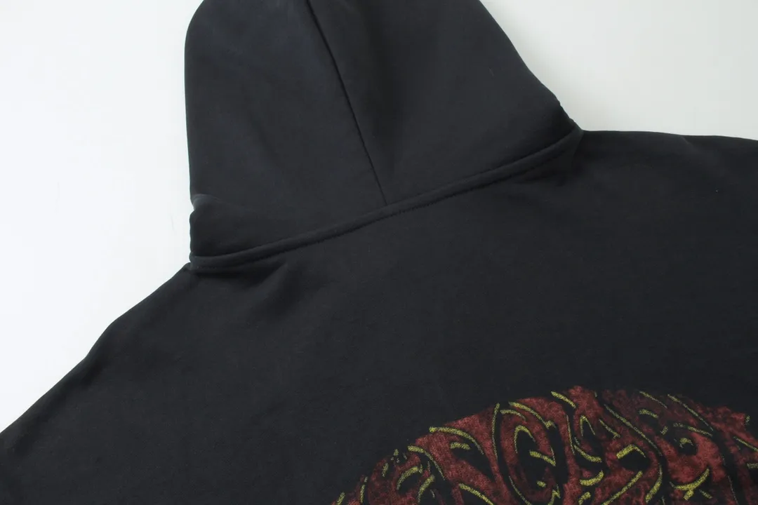 🅿️370 Detailed Picture [Top version. Official website quality] BALENCI*GA/Paris. 2024 latest flame graffiti direct-printed long-sleeved hooded zipper cardigan sweatshirt. Brick cabinet synchronization. ⚠️Difference market currency. YB development. The fabric is made of Paris ZP custom-woven and dyed 100% cotton double yarn compact cotton. The weight is 260 grams, the cloth surface is clean. The cloth pattern is clear, soft and comfortable. The threads are dyed with no color difference. The front and back printing adopts Kornit direct-injection printing pattern and adopts OS loose shoulder-dropping pattern. Same style for men and women. Code: BL238056 Color: dark gray blue. Pink Size: XS S M L
