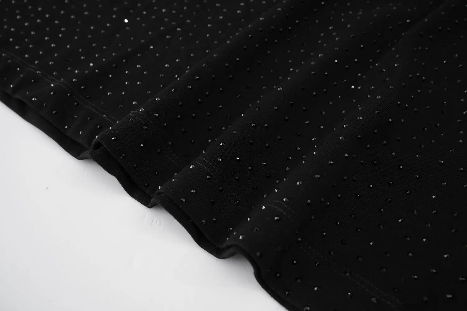 🅿️200 Style: 2026 new Balenciaga starry diamond T-shirt Material: High version of active colored diamonds 300g double yarn combed cotton Size: S～XL Color: Black Style number: H999