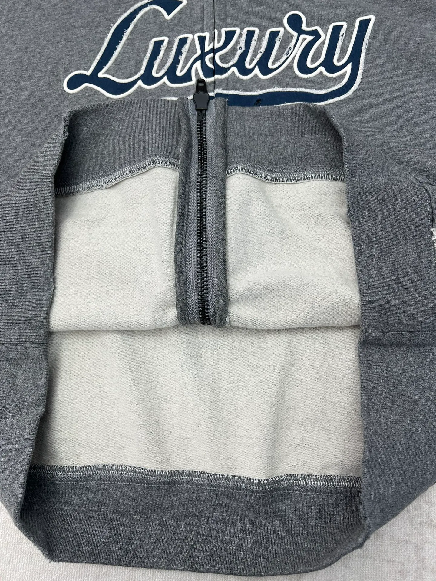 🅿️700 Paris 25ss new LUXURY SCRIPT silhouette zipper hooded sweatshirt Luxury Script dark gray and blue silhouette zipper hooded sweatshirt, debuted in Balenciaga 2025 winter series Look 40. Size: XS.S.M.L.