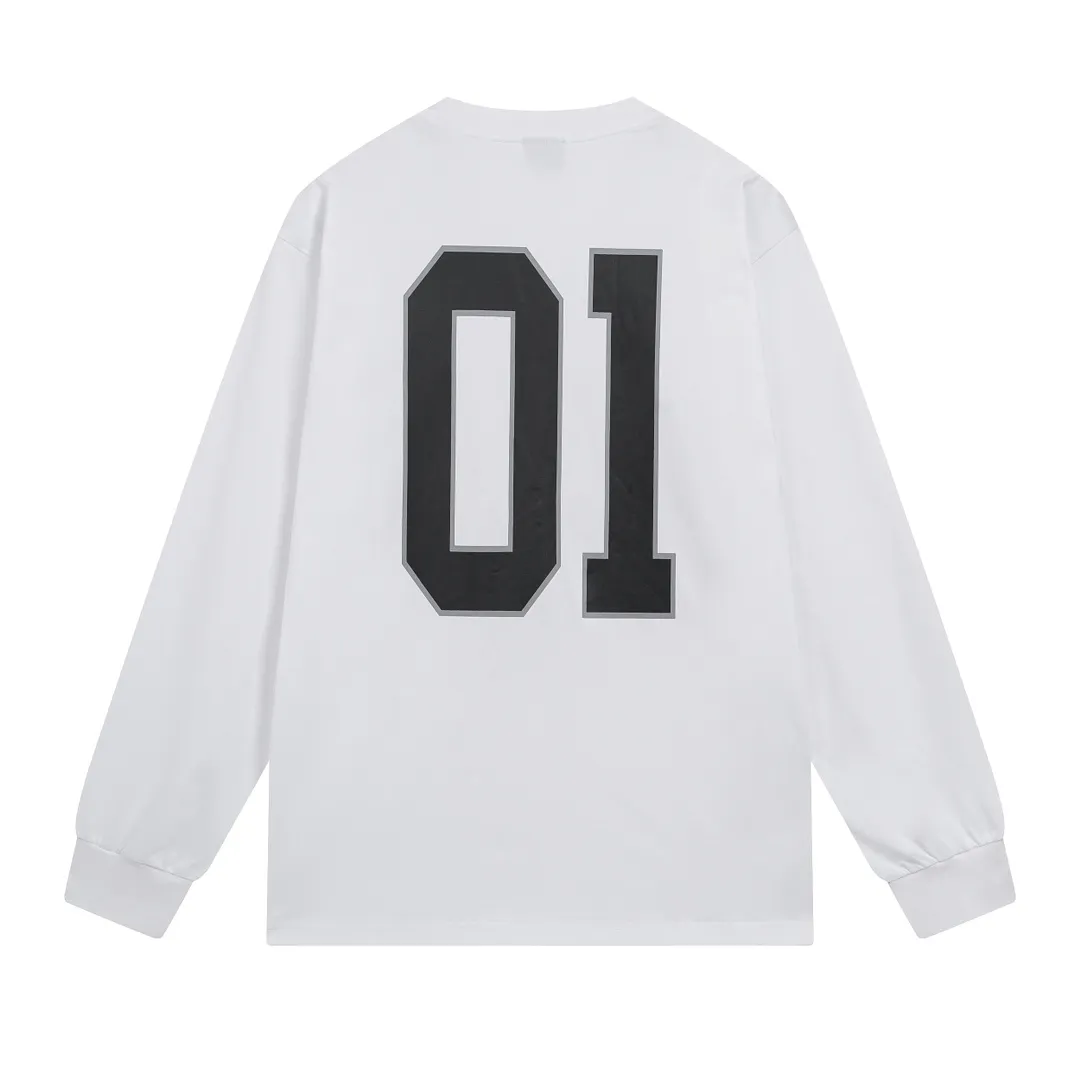 🅿️280 BALENCI*GA latest basketball jersey embroidered printed long-sleeved T-shirt. The front embroidery is embroidered and printed with Tajima computer embroidery machine, the lower left corner is embroidered and printed, and the back piece is printed. The letters are clear. The effect is three-dimensional. Exclusively pattern-woven and dyed 280g fabric. Threads are dyed in the same cylinder with zero color difference. The version adopts OS loose off-shoulder version. Welcome to compare. Same style for men and women -Color: black white purple Cailan -SIZE: Xs S M L Style No. 8536#