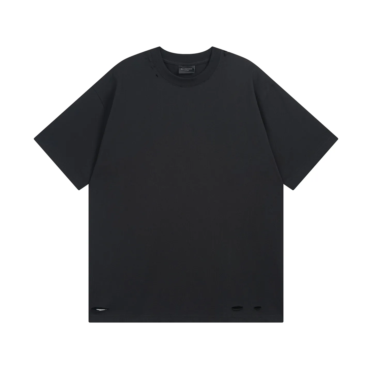 🅿️194 Detailed picture [Top version. Official website quality] BALENCI*GA/Paris. 25ss latest model. Masking tape pulp printing. Ready-to-wear washed and frayed short-sleeved T-shirt. Brick cabinet synchronization. The fabric is made of Paris ZP custom-woven and dyed 100% cotton double yarn compact cotton. The weight is 260 grams, the cloth surface is clean. The cloth pattern is clear, soft and comfortable, and the thread is dyed with no color difference. The classic pattern is printed with environmentally friendly imported materials, and the tape pattern is glued. The letters are clear and the effect is three-dimensional. Restored brick cabinet. The garments were washed and aged, and polished by many hands. Produced by ultra-heavy craftsmanship, the market currency is very different, welcome to compare. The version adopts OS loose shoulder design. The same style for men and women. Coding: BL253672 Color: black, white Size: XS S M L