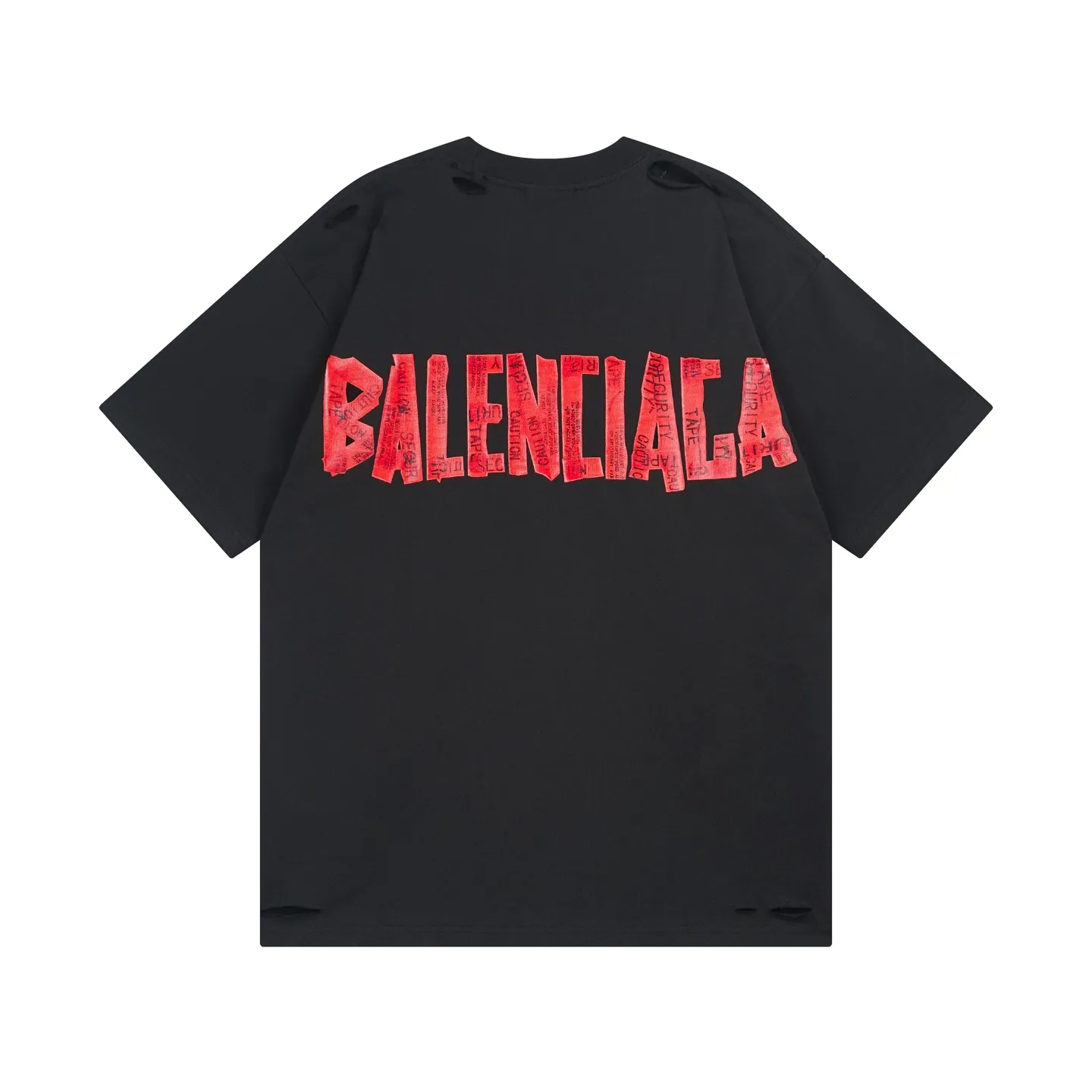 🅿️194 Detailed picture [Top version. Official website quality] BALENCI*GA/Paris. 25ss latest model. Masking tape pulp printing. Ready-to-wear washed and frayed short-sleeved T-shirt. Brick cabinet synchronization. The fabric is made of Paris ZP custom-woven and dyed 100% cotton double yarn compact cotton. The weight is 260 grams, the cloth surface is clean. The cloth pattern is clear, soft and comfortable, and the thread is dyed with no color difference. The classic pattern is printed with environmentally friendly imported materials, and the tape pattern is glued. The letters are clear and the effect is three-dimensional. Restored brick cabinet. The garments were washed and aged, and polished by many hands. Produced by ultra-heavy craftsmanship, the market currency is very different, welcome to compare. The version adopts OS loose shoulder design. The same style for men and women. Coding: BL253672 Color: black, white Size: XS S M L