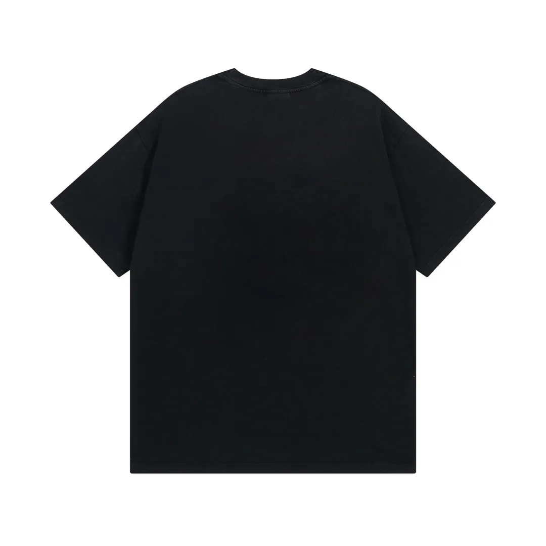 🅿️180 real photos [Top version. Official website quality] BALENCI*GA/Paris. SS24 latest model, LOOP SPORTS ICON printed short-sleeved T-shirt. Brick cabinet synchronization. Genuine product developed at the first time, happy to print and compare! The fabric is made of Paris ZP custom-woven and dyed cotton double yarn. Weighing 260 grams, the cloth surface is clean. The cloth pattern is clear, soft and comfortable. The threads are dyed with no color difference. The printing uses environmentally friendly imported materials. The letters are clear and the effect is three-dimensional. The version adopts OS loose shoulder design. Same style for men and women. Code: BL223605 Color: off-white, black Size: XS S M L