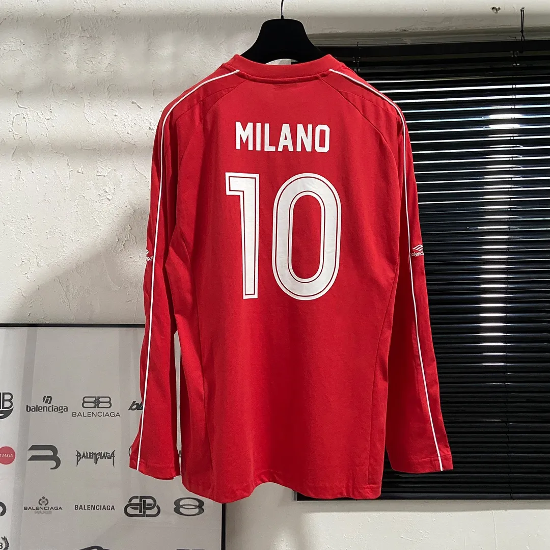 🅿️250 8151# Real photos Top version [[BALENCIA*GA] Official website quality Paris new joint football jersey long-sleeved T-shirt OS version Loose dropped shoulders Unisex style Fabric: 260g 100% cotton double yarn Process: Front and rear panel printing Front panel embroidery Garment washing Shape solid Color: Black White Pink Red Fluorescent Yellow Size: XS S M L