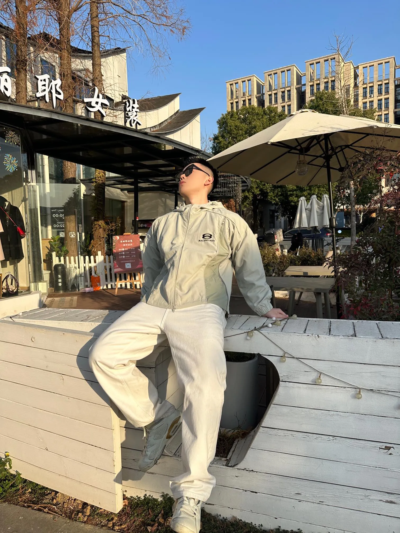 Model picture
