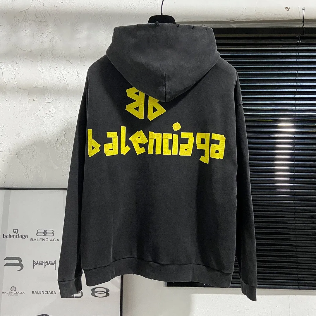 🅿️330 7153# Actual pictures Top version [BALENCIA*GA] Official website quality Paris's new yellow tape series hooded sweatshirt OS version Loose dropped shoulders Unisex style Fabric: 480g 100% cotton terry sweatshirt Technology: Front and back digital direct printing Garment wash Worn Old Shape Solid color Color: Washed black Gray blue Washed blue Size: XS S M L