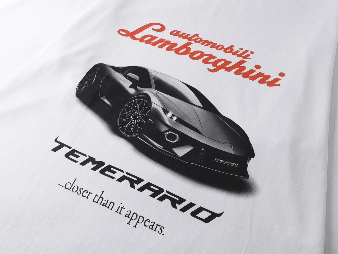 🅿️230 real shots [Top version. Official website quality] BALENCI*GA/Paris co-branded Lamborghini Lamborghini front and back left and right sleeves direct-injection printed long-sleeved T-shirt # SS25 latest model. Research and development at the first time, different market currencies. Comparisons welcome. The fabric is made of Paris ZP custom-woven and dyed cotton double yarn. Weighing 260 grams, the cloth surface is clean. The cloth pattern is clear, soft and comfortable. The threads are dyed with no color difference. Printing adopts computer direct printing. The pattern letters are clear, three-dimensional and without burrs. Jubie market produces pictures based on pictures. Welcome to compare. The version adopts OS loose shoulder design. Same style for men and women. Code: BL255071 Color: white gray, black Size: XS S M L