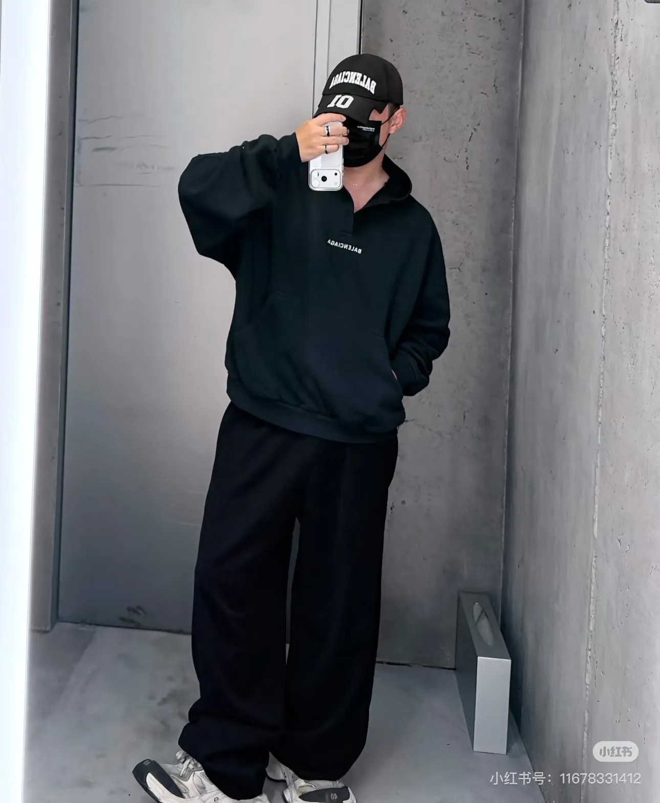 Model picture