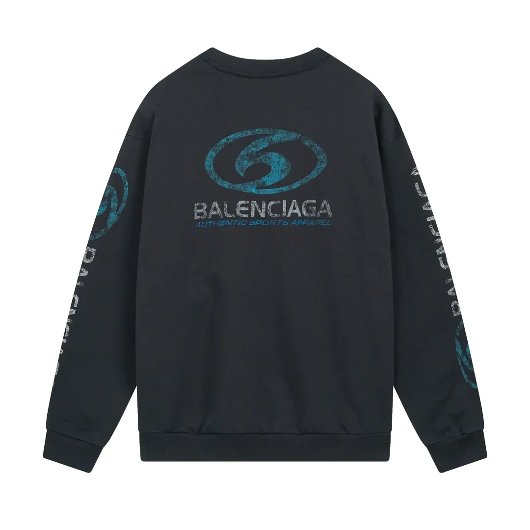 🅿️270 real photos [Top version. Official website quality] BALENCI*GA/Paris. 2024 new style. New LOGO blurry LOGO direct-injection printing ready-made worn-out round-neck sweatshirt, brick cabinet synchronization. Genuine product developed at the first time, happy to print and compare! The fabric is made of Paris ZP custom-woven and dyed cotton sweatshirt. Weighing 460 grams, the cloth surface is clean. The cloth pattern is clear, soft and comfortable. The threads are dyed with no color difference. The classic LOGO is printed using environmentally friendly imported materials, with clear straight-crack pattern letters and a three-dimensional effect. Restored brick cabinet. Ready-made clothes are washed, worn and distressed. Different market currency. Welcome to compare. The version adopts OS loose shoulder design. Same style for men and women. Code: BL235585 Color: Gray Blue Size: XS S L