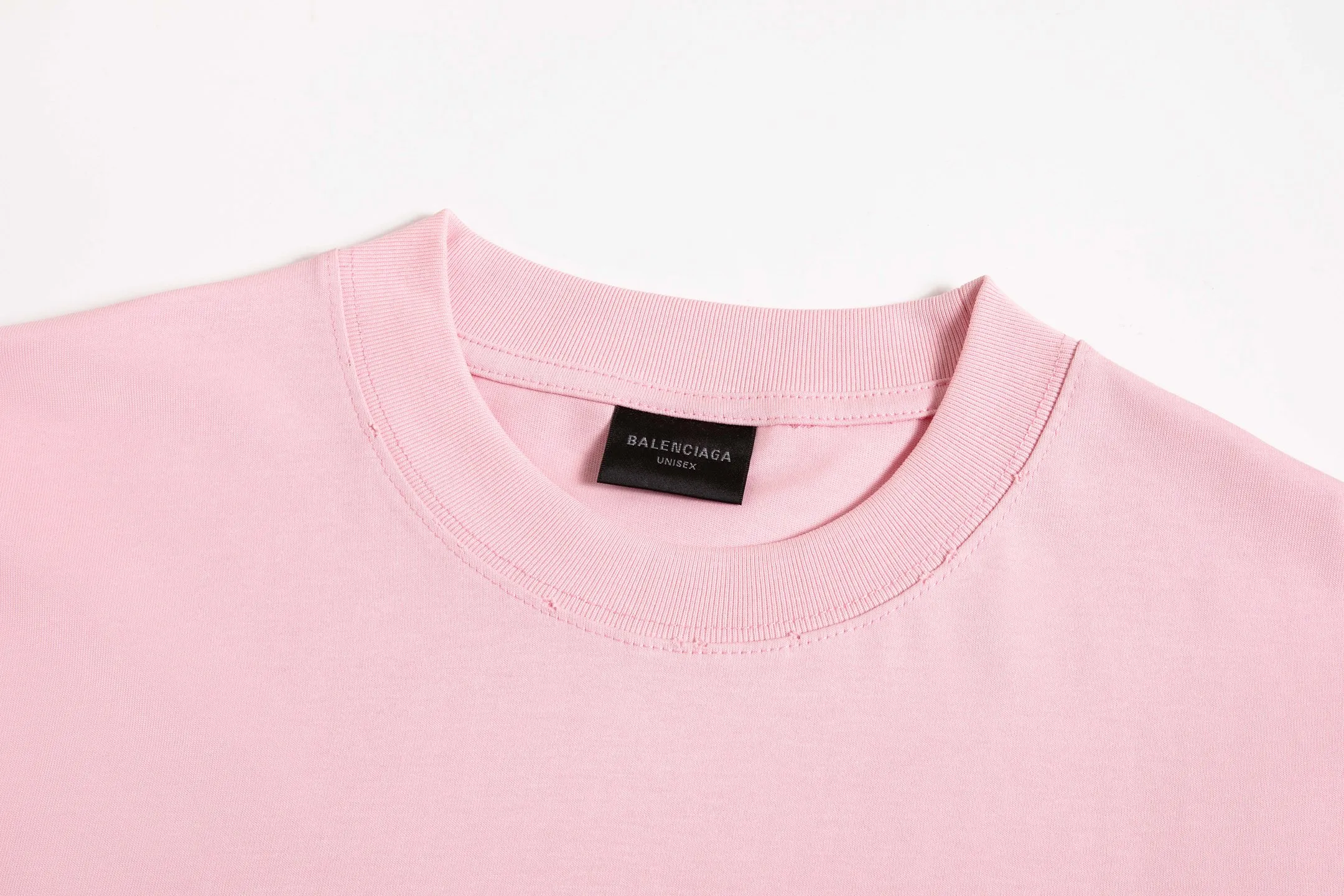 🅿️180 9159# Detailed picture Top version [[BALENCIA*GA] official website quality Paris's new Chinese Valentine's Day limited love LOGO printed short-sleeved T-shirt OS version Loose dropped shoulders Unisex style Fabric: 280 grams 100% cotton double yarn (three washing processes) Process: front and rear panel printing Garment wash Frayed Distressed Shape solid Color: Black Pink Size: XS S M L