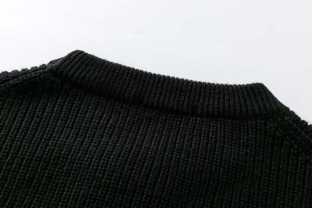 🅿️310 BALENCIAGA/Balenciaga new fall and winter sweater. Heavy workmanship. 100% wool jacquard LOGO sweater, new at the counter at the same time. Customized washing label. You can refer to the genuine product. 380g large terry fabric. Complete set of accessories. The texture is clearly visible. Customized fabric. Bright color. Perfectly close to the original version. The highest version. Size: S-L