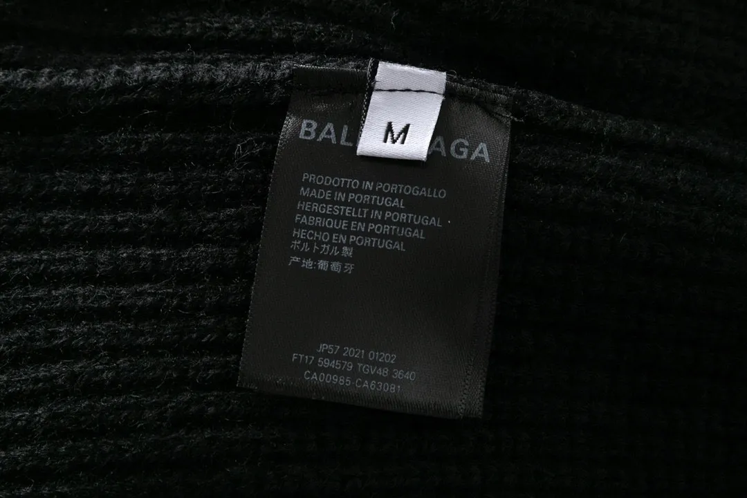 🅿️310 BALENCIAGA/Balenciaga new fall and winter sweater. Heavy workmanship. 100% wool jacquard LOGO sweater, new at the counter at the same time. Customized washing label. You can refer to the genuine product. 380g large terry fabric. Complete set of accessories. The texture is clearly visible. Customized fabric. Bright color. Perfectly close to the original version. The highest version. Size: S-L