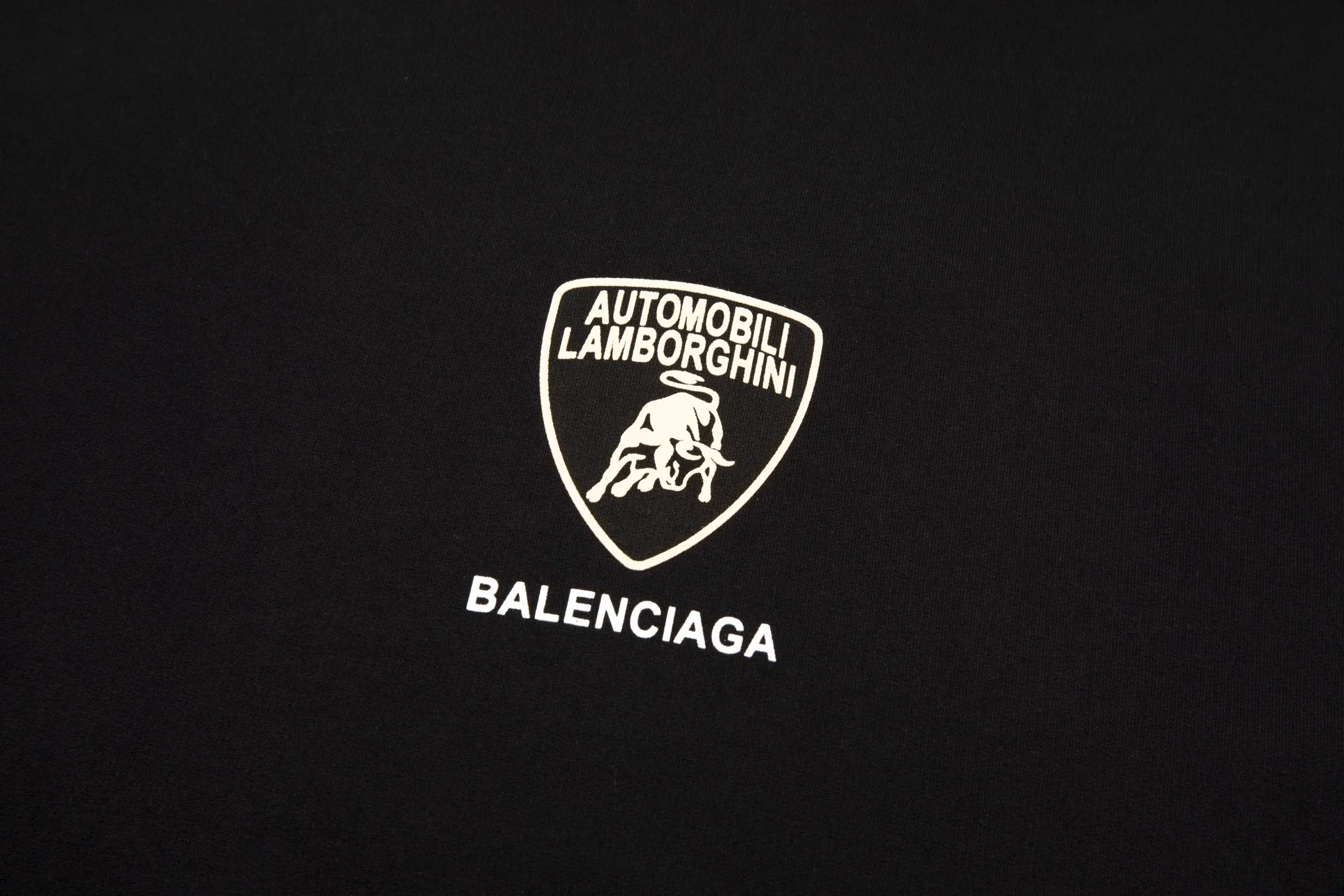 🅿️270 7192# Detailed picture Top version [[BALENCIA*GA] Official website quality Paris new co-branded Lamborghini Lamborghini printed hooded sweatshirt OS version Loose dropped shoulders Unisex Fabric: 480g 100% cotton terry sweatshirt Technology: Front panel printing Garment washing Shape solid color Color: Black Size: XS S M L