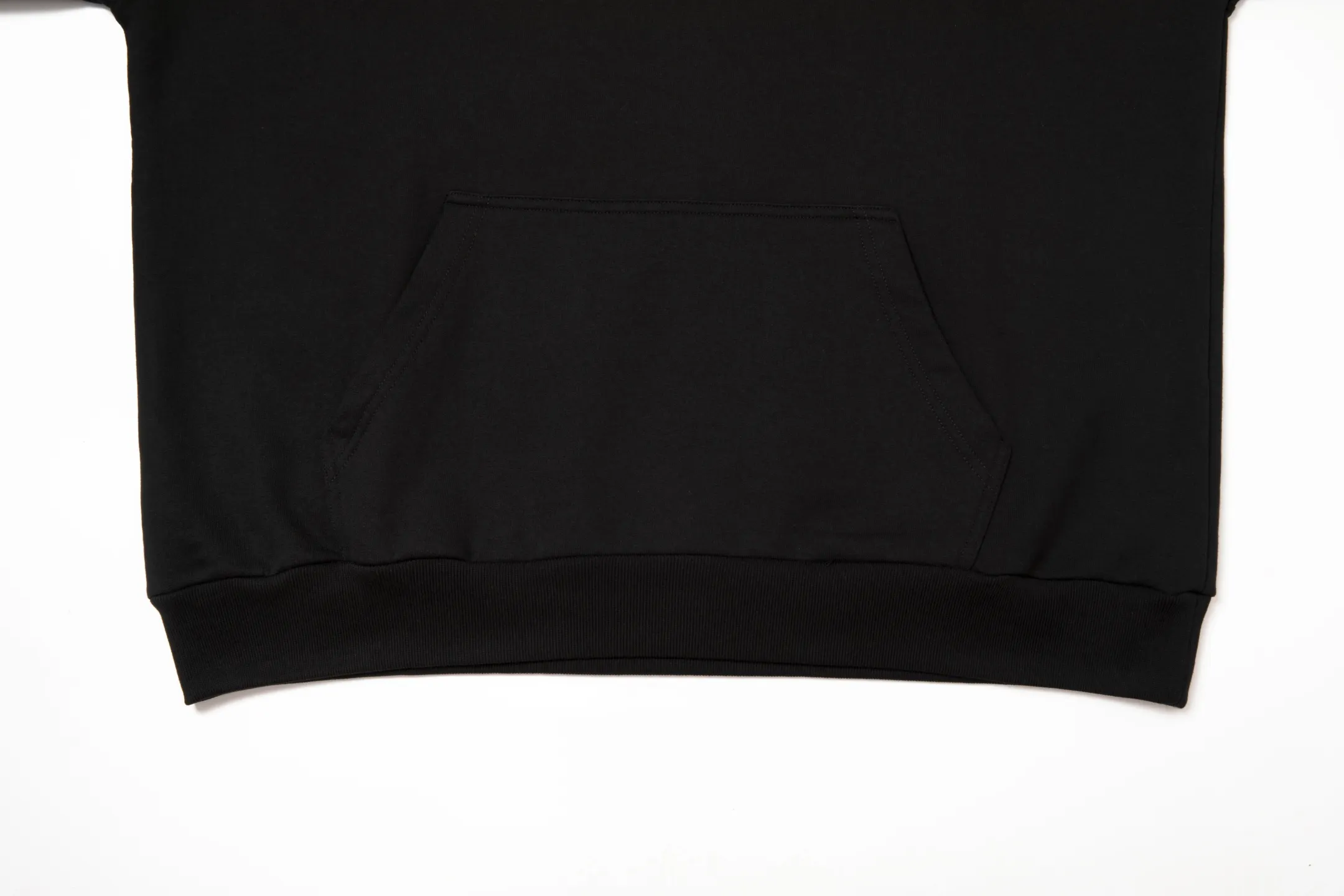 🅿️270 7192# Detailed picture Top version [[BALENCIA*GA] Official website quality Paris new co-branded Lamborghini Lamborghini printed hooded sweatshirt OS version Loose dropped shoulders Unisex Fabric: 480g 100% cotton terry sweatshirt Technology: Front panel printing Garment washing Shape solid color Color: Black Size: XS S M L