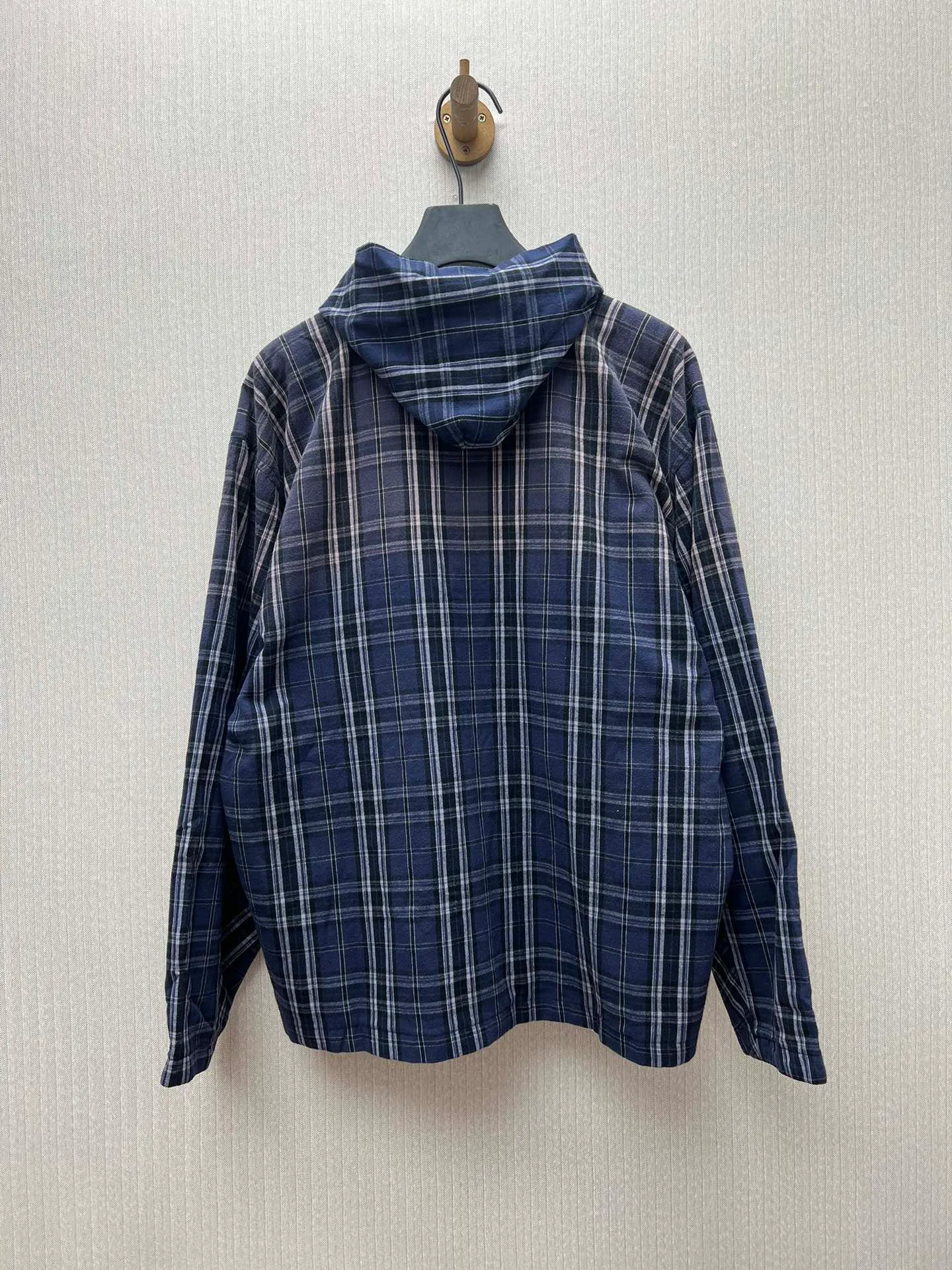 🅿️660 Paris 25ss new hooded zipper jacket Navy blue and gray plaid flannel hooded zipper jacket High version Code number: S.M.L.