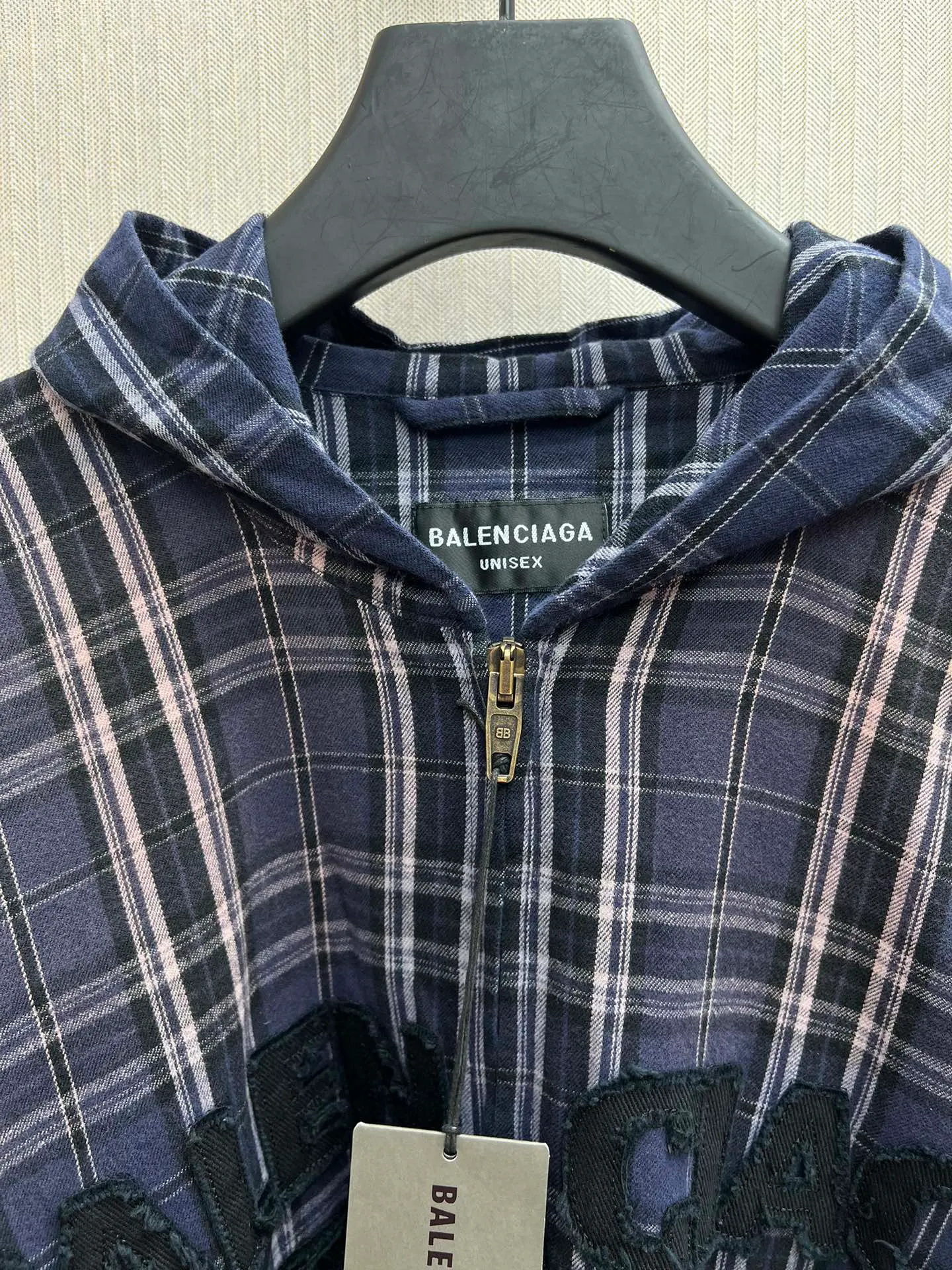 🅿️660 Paris 25ss new hooded zipper jacket Navy blue and gray plaid flannel hooded zipper jacket High version Code number: S.M.L.