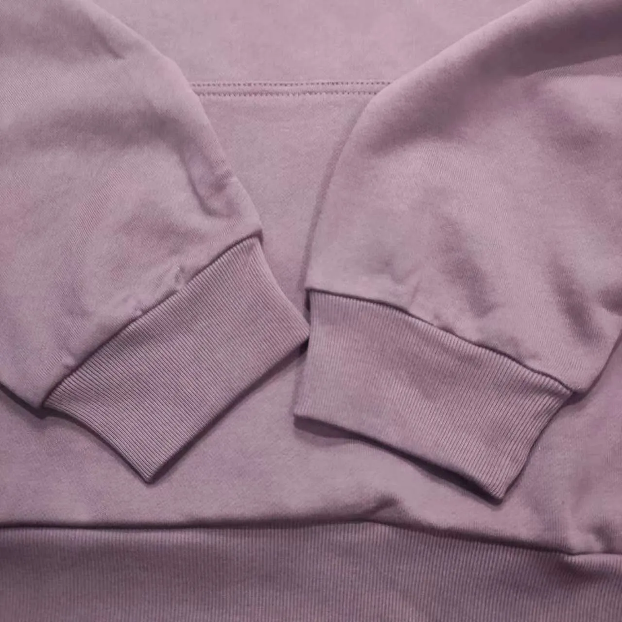 Top tested version - BALENCIAGA - Paris' new gradient color series, hooded sweatshirt with embroidered letter logo on the front and back, exclusive logo letter pattern on the front and back, heavy craftsmanship, simple but not simple, original development of custom-woven fabrics, using a specific weight of 480g, process washing treatment, spray horse process, not easy to deform, soft texture, full of thickness, highly restored, imported Tajima machine heavy industry high-density embroidery on the chest, fine embroidery, three-dimensional effect, clear lines, no rough edges and miscellaneous threads Ultra-high craftsmanship embroidery, very high fullness, obvious concave and convex texture, OS dropped shoulders, loose version, same style for men and women, color: lavender, gradient blue, size: XS--L P:480