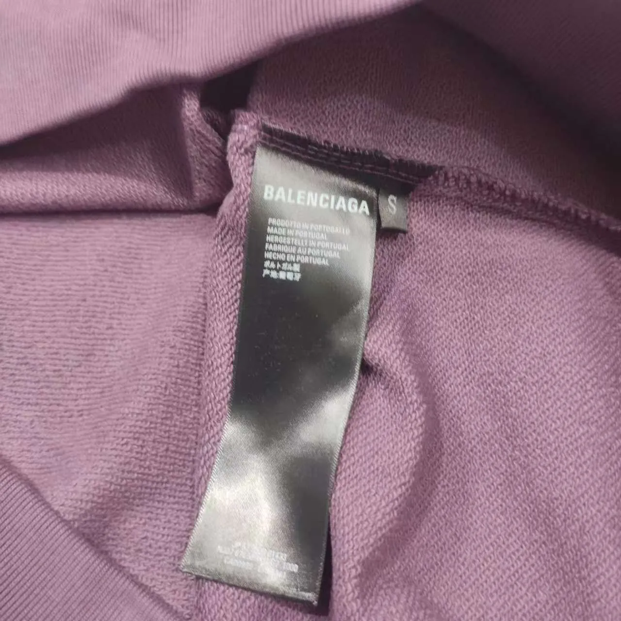 Top tested version - BALENCIAGA - Paris' new gradient color series, hooded sweatshirt with embroidered letter logo on the front and back, exclusive logo letter pattern on the front and back, heavy craftsmanship, simple but not simple, original development of custom-woven fabrics, using a specific weight of 480g, process washing treatment, spray horse process, not easy to deform, soft texture, full of thickness, highly restored, imported Tajima machine heavy industry high-density embroidery on the chest, fine embroidery, three-dimensional effect, clear lines, no rough edges and miscellaneous threads Ultra-high craftsmanship embroidery, very high fullness, obvious concave and convex texture, OS dropped shoulders, loose version, same style for men and women, color: lavender, gradient blue, size: XS--L P:480