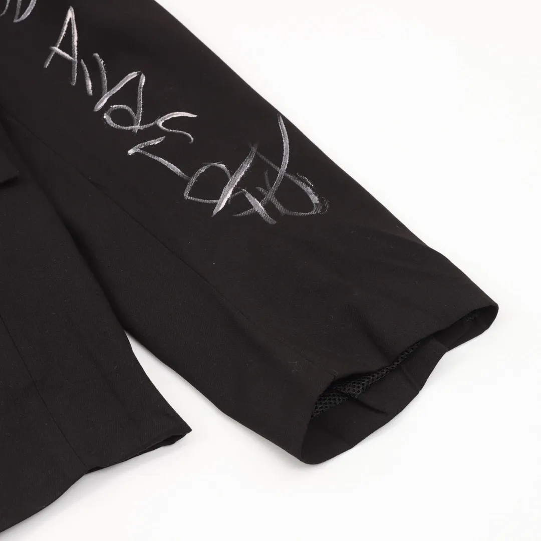 🅿️740 Balenciaga/Balenciaga New Graffiti Jacket Suit Made of wool fabric imported from Italy, large-profile cut with lapel collar shoulder pads, left sleeve decorated with b logo rubber label Ready-to-wear, fully handmade graffiti painting, unisex style, same style for men and women, purchasing version: black gray Size: S-L