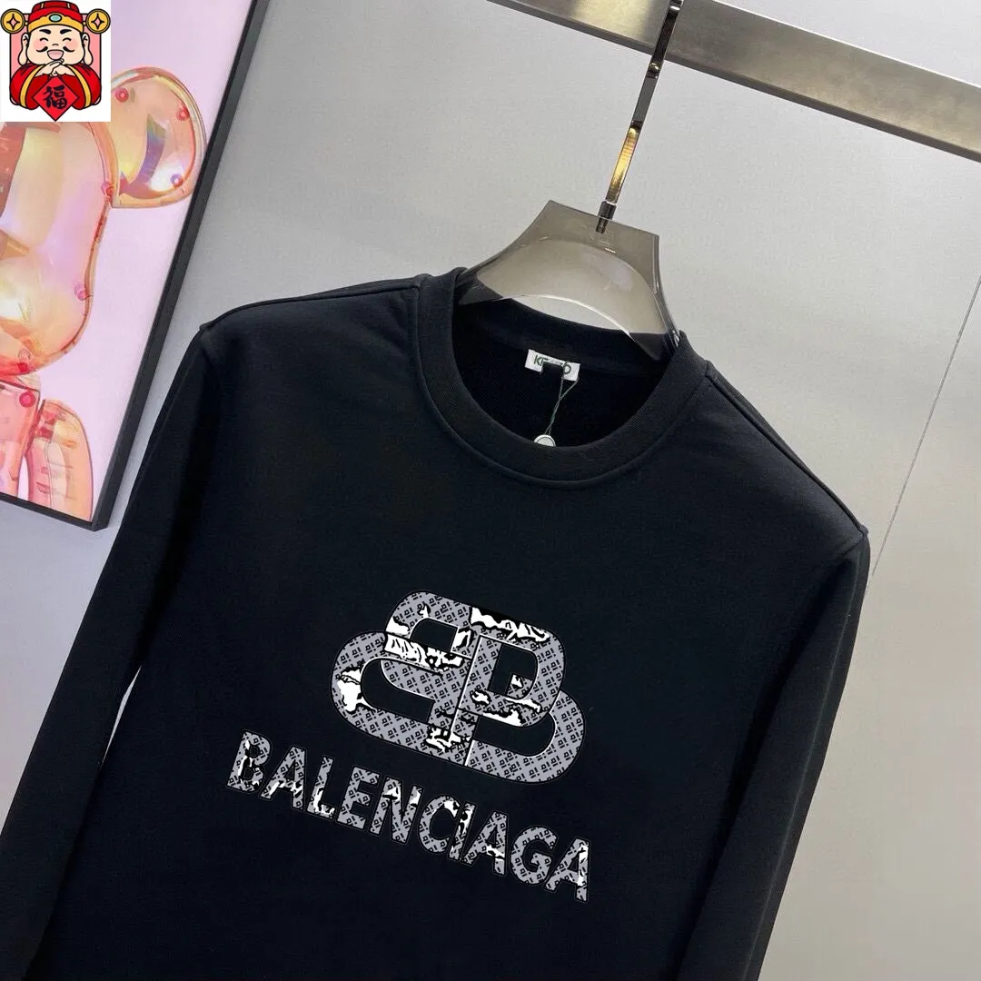 🅿️380 [BALENCIAGA] (Gospel for Fatty) hot-selling suit is coming. Focus on the original version of the official website. 2025 new hot-selling sweatshirt suit. The original order is the best. 🇭🇰The meticulous work of top designers. It has a fitting and perfect upper body effect. 100% natural high-quality Roman cotton, close-fitting comfort, noble and elegant! Original hardware embodies elegance and nobility! Counter size: M-5XL (maximum wear up to 220 pounds)