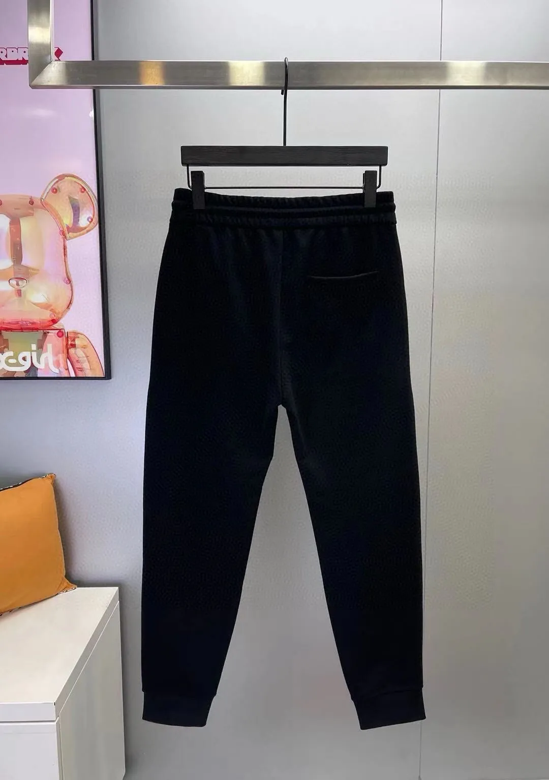 🅿️380 [BALENCIAGA] (Gospel for Fatty) hot-selling suit is coming. Focus on the original version of the official website. 2025 new hot-selling sweatshirt suit. The original order is the best. 🇭🇰The meticulous work of top designers. It has a fitting and perfect upper body effect. 100% natural high-quality Roman cotton, close-fitting comfort, noble and elegant! Original hardware embodies elegance and nobility! Counter size: M-5XL (maximum wear up to 220 pounds)