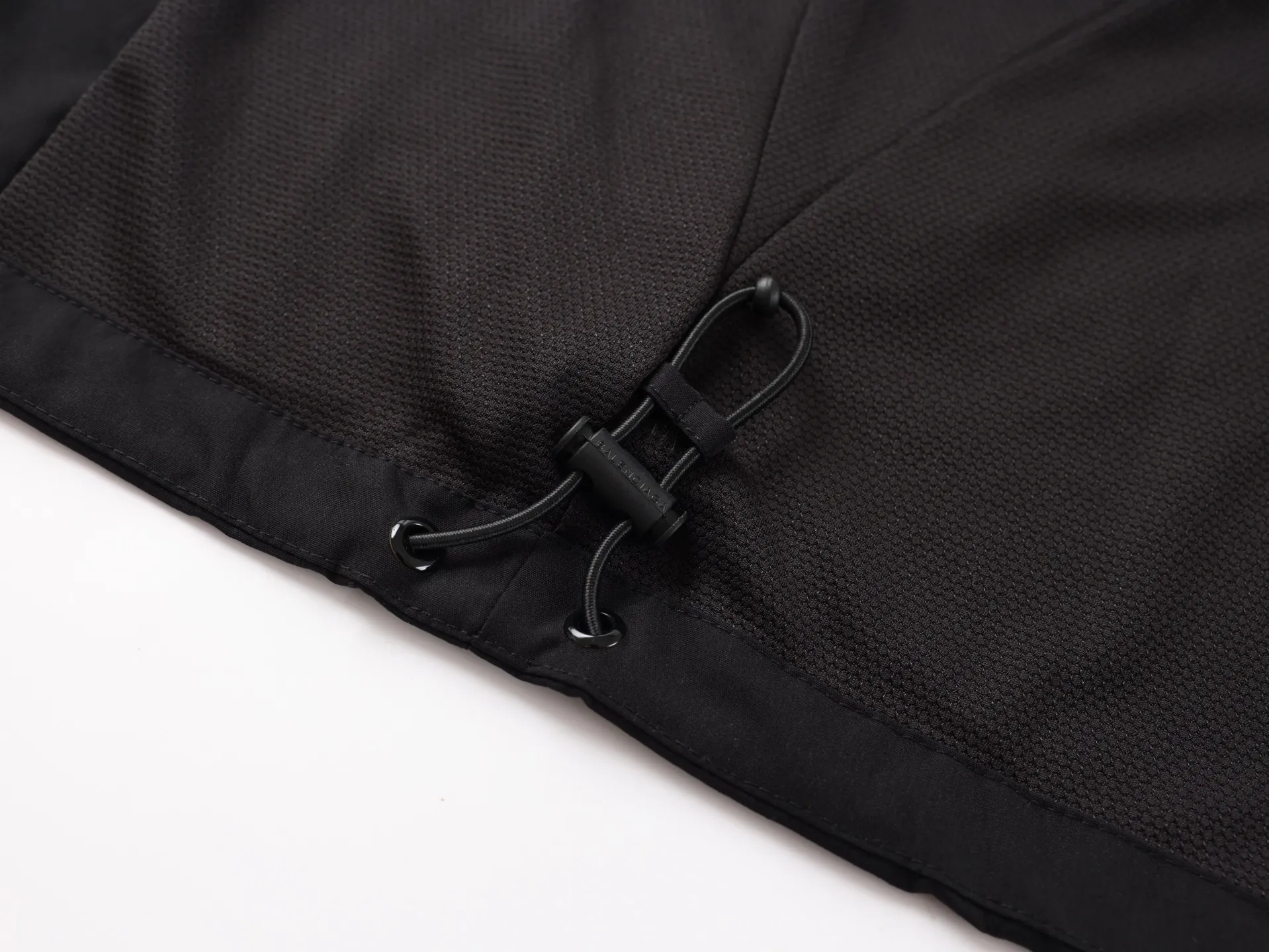 🅿️560 [Exclusive supply] BLCG x Puma 25FW Manchester United spliced ​​jacket. The fabric is made of high-quality 200D nylon cotton fabric. The inner mesh is more breathable and comfortable. It is different from the ready-made fabrics on the market. It is three times the price of ordinary fabrics on the market. The embroidery is made of imported Behringer, with precision operation of 10,000-needle density, hardware accessories, and zipper pullers. Customized mold opening. Size:XS/S/M/L