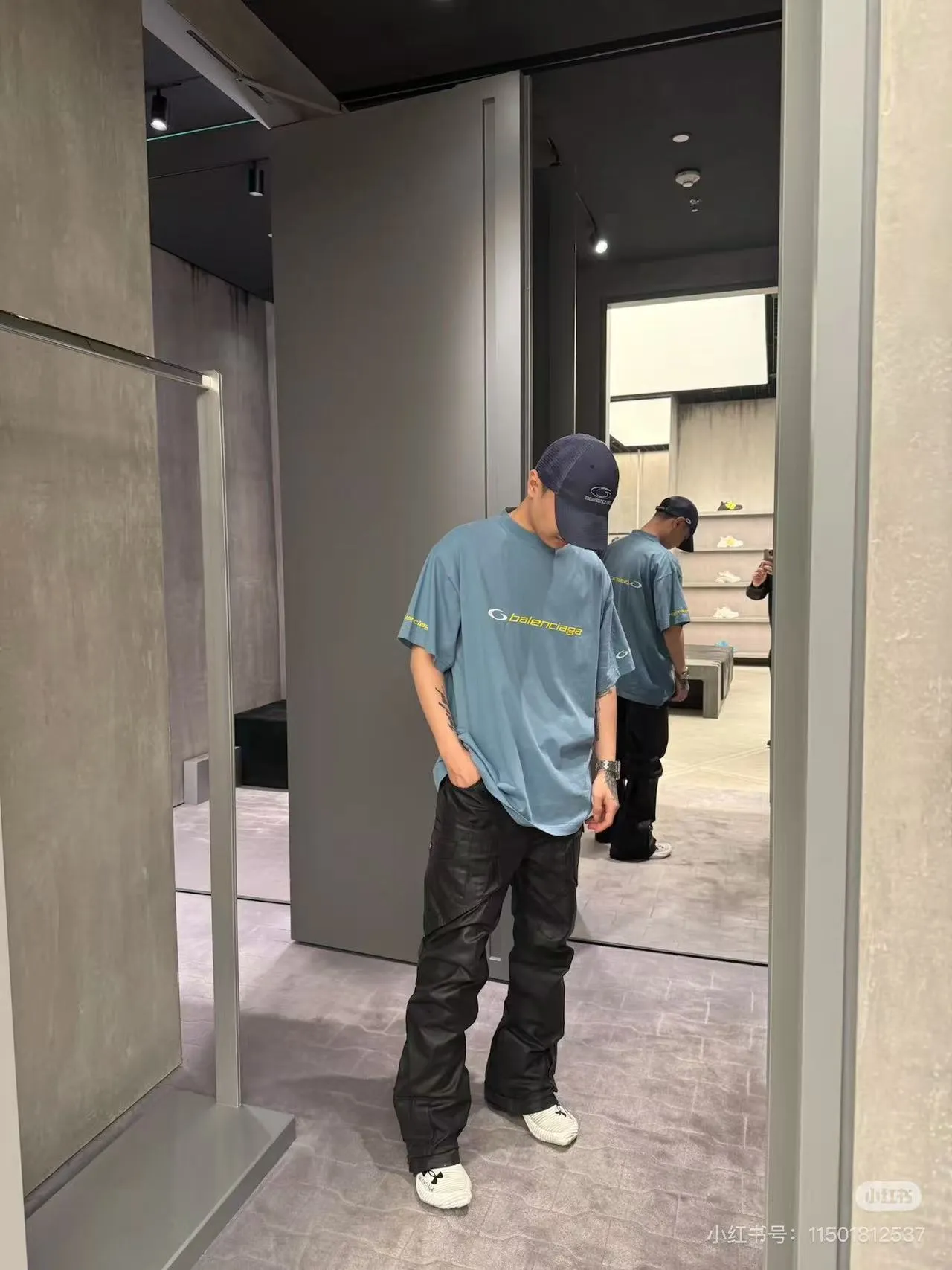 Model picture