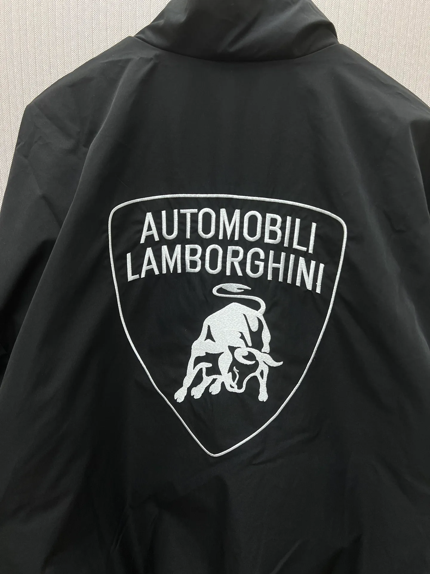 🅿️540 Paris 25ss new Automobili Lamborghini joint model Lamborghini solid color sports jacket loose fit men's black code number: 48.50.52.54.