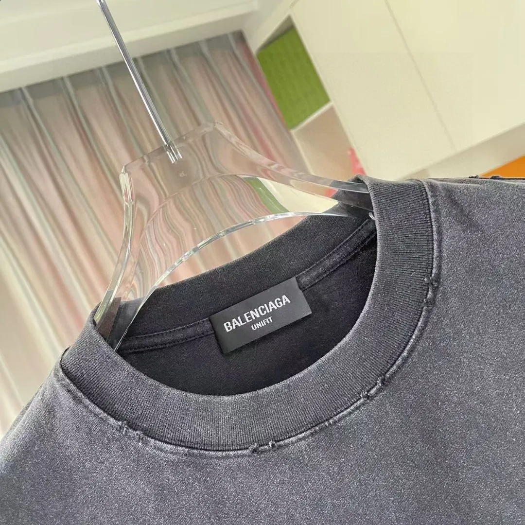 🅿️190 BALENCI*GA Paris 2025 summer new style, washed, distressed, spray-painted, personalized letter logo printing, customized fabric 320g, short-sleeved T-shirt, same style for men and women, size: S M L XL XXL five codes, color: black, white, gradient black, gradient red