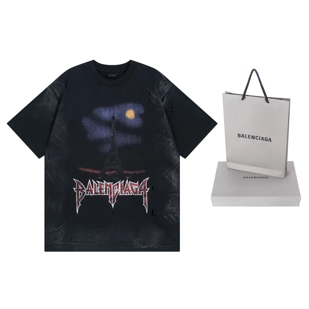 🅿️220 Detailed Pictures [Top version. Official website quality] BALENCI*GA/Paris. 2024 latest Paris Eiffel Tower inkjet graffiti hand-painted gradient color print washed distressed short-sleeved T-shirt. Overweight craftsmanship, brick cabinet synchronization. ⚠️Distinguish the market currency, genuine development, weight 260 grams, ground. The hand-painted is consistent with ZP, and the printing uses Kornit digital direct printing. The garments are washed, worn and worn. Graffiti are hand-painted. The whole piece is designed with extra heavy craftsmanship. Comparisons welcome. The version adopts OS loose shoulder design. Same style for men and women. Code: BL223321 Color: Black Size: XS to L