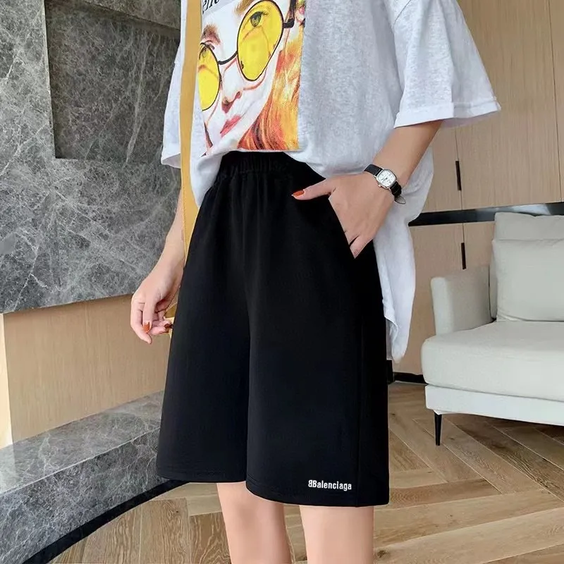 ♻️💯Refer to the model picture for the upper body❤️The top tested version of BALENCIAGA basic embroidered cotton loose shorts for men and women, the same fashion brand shorts. Fabric: Customized fish scale terry cotton fabric 440 grams, super heavy, ready-to-wear washed and soft to the touch. Printing: Japanese Tajima embroidery technology is used, the embroidery is accurate, the printing is meticulous and full, and there is no thread skipping. Accessories: Complete set of customized BLCG accessories Color: Fluorescent green black gray dark khaki Size: XS-L P:310