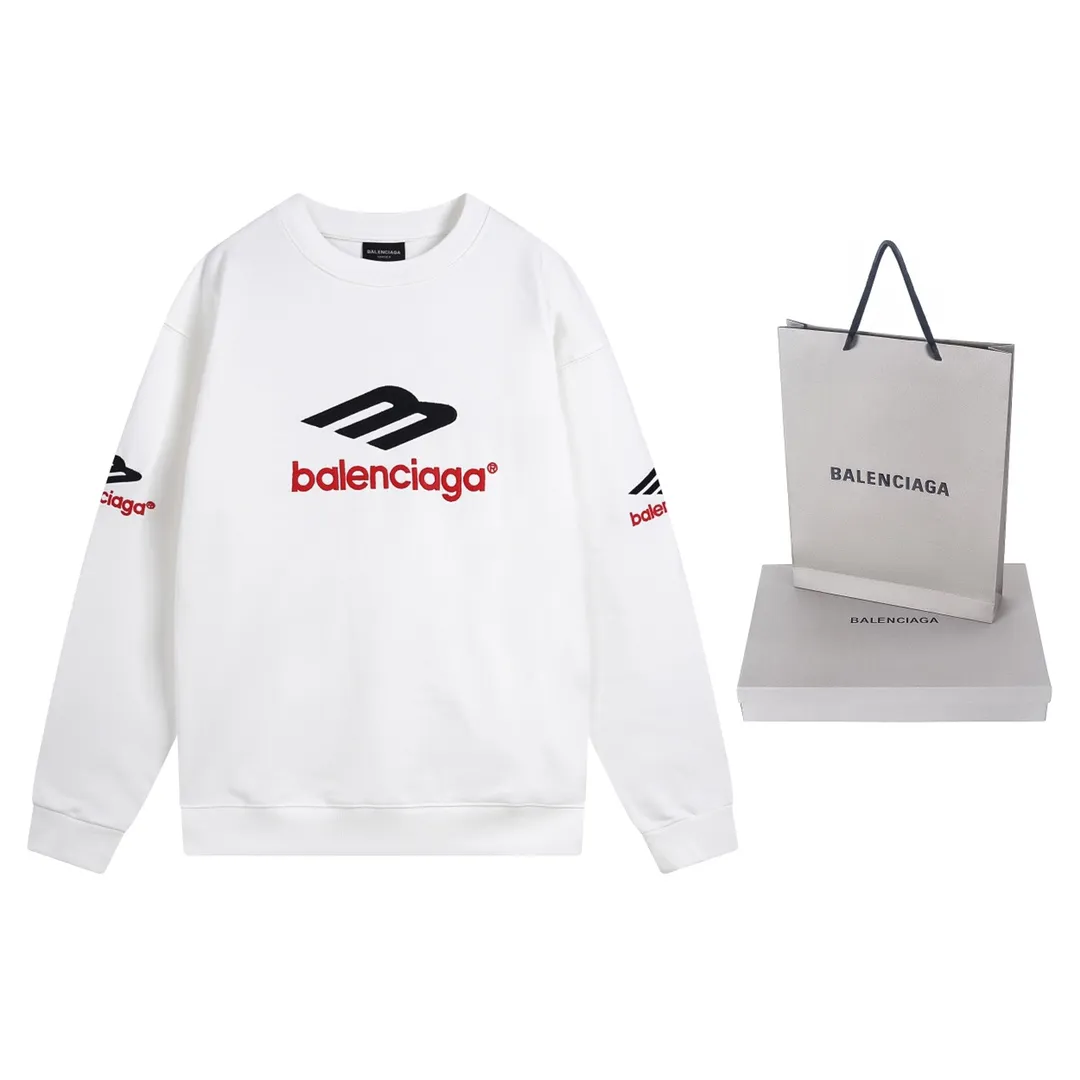 🅿️270 detailed pictures [Top version. Official website quality] BALENCI*GA/Paris BALENCI*GA#2024 latest model, round neck sweatshirt with large letter LOGO icon embroidery. Brick cabinet synchronization. Develop and develop genuine products at the first time. Embroidery. All colors are on the same board. Welcome to compare! The fabric is made of Paris ZP custom-woven and dyed cotton double-yarn large parka. The weight is 450 grams. The cloth surface is clean. The cloth pattern is clear. It is soft and comfortable. It has good color fastness and is not easy to change color. The threads are woven and dyed with no color difference. The embroidery is done using an imported Tajima embroidery machine, with a three-dimensional effect and clear lines. There are no burrs and miscellaneous threads, and the embroidery is of ultra-high craftsmanship. The version adopts OS loose shoulder design. Same style for men and women. Code: BL235571 Color: dark blue gray, white Size: XS S M L