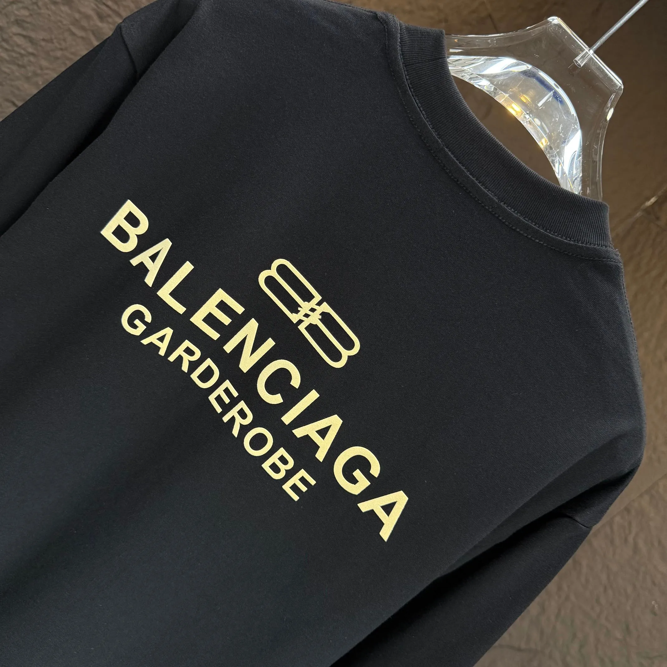 🅿️240 BALENC* Paris* 2025 autumn and winter new thick long-sleeved T-shirt 320g pure cotton letter logo flocking Color: black white night blue code number: S M L XL