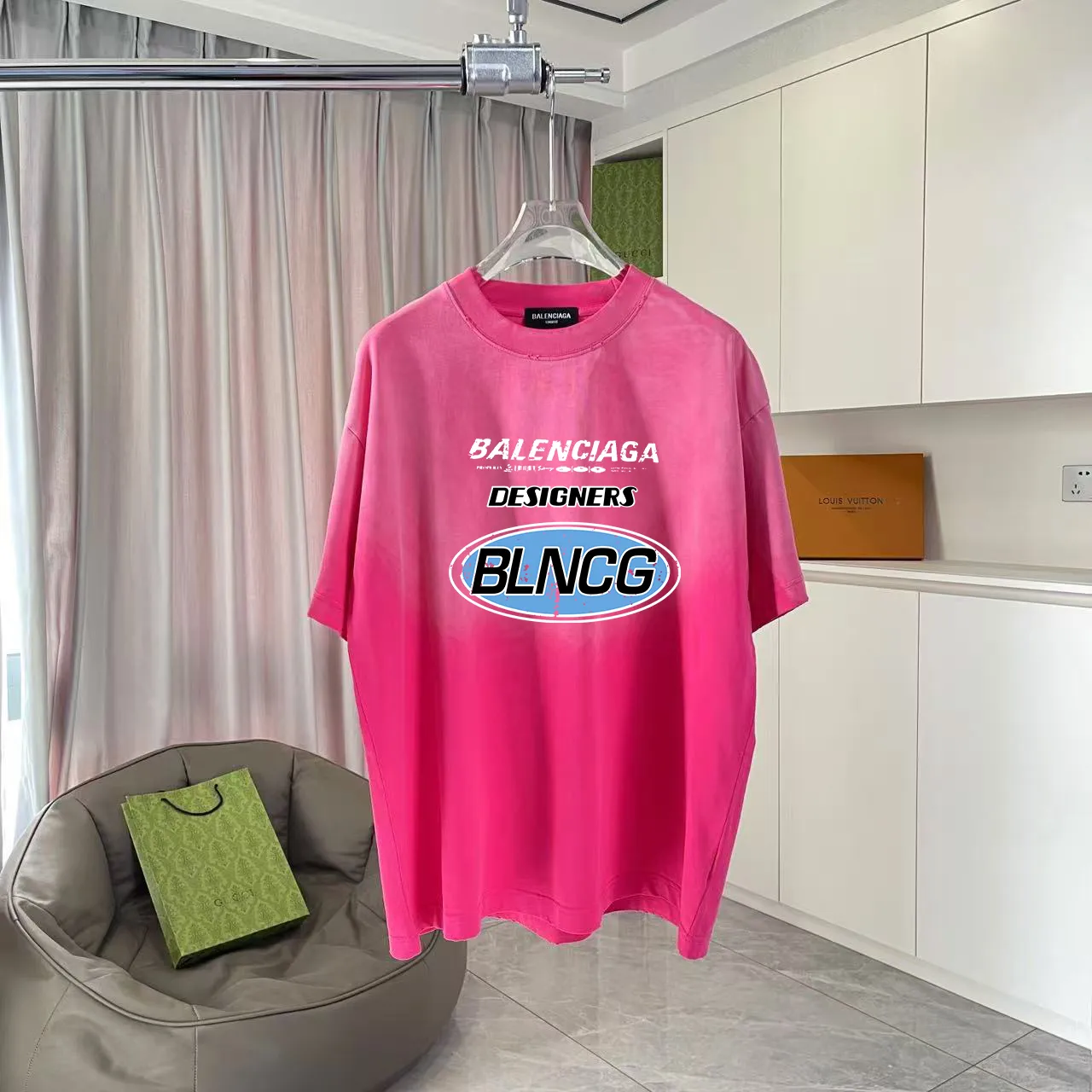 🅿️190 BALENCI*GA Paris 2025 summer new style, washed, distressed, spray-painted, personalized letter logo printing, customized fabric 320g, short-sleeved T-shirt, same style for men and women, size: S M L XL XXL five codes, color: black, white, gradient black, gradient red