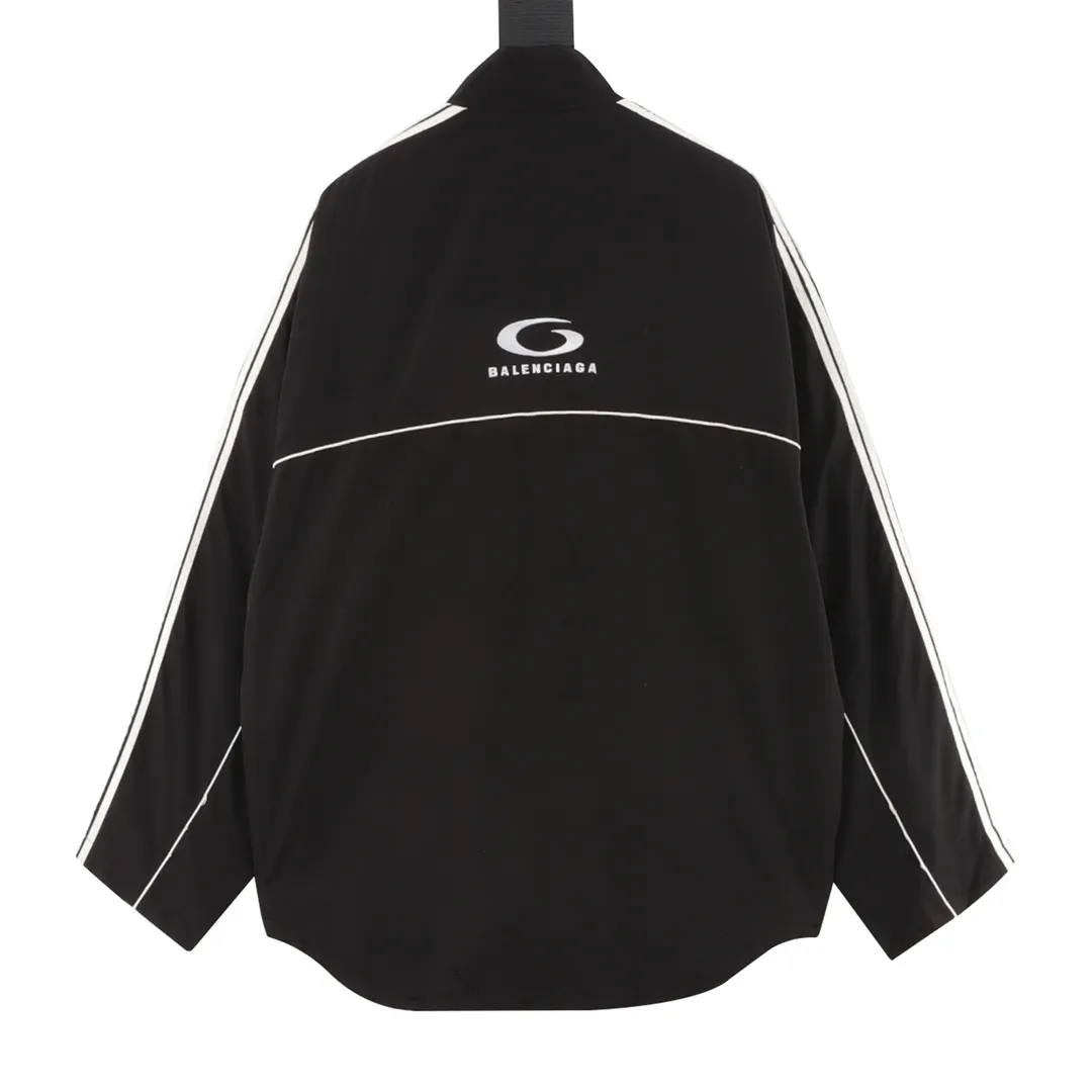 🅿️560 Balenciaga/Balenciaga BLCG 25FW five-stripe half-ring embroidered sports suit, light luxury, a must-have item for daily commuting for men and women, correct version, welcome to compare, detailed features · Customized matt Taslan jacket fabric · The fabric has undergone a waterproof coating process · The lining is made of three-level polyester bird's eye mesh · OS ultra-loose silhouette design · Side zipper pockets Stand-up collar design · Internal zipper pocket design · Mold-made custom hardware zipper Jacket double slider design · Splicing and inlay technology · Zipper pocket on the side of trousers · Original main mark washed tag packaging Color: Black Size: 46-52